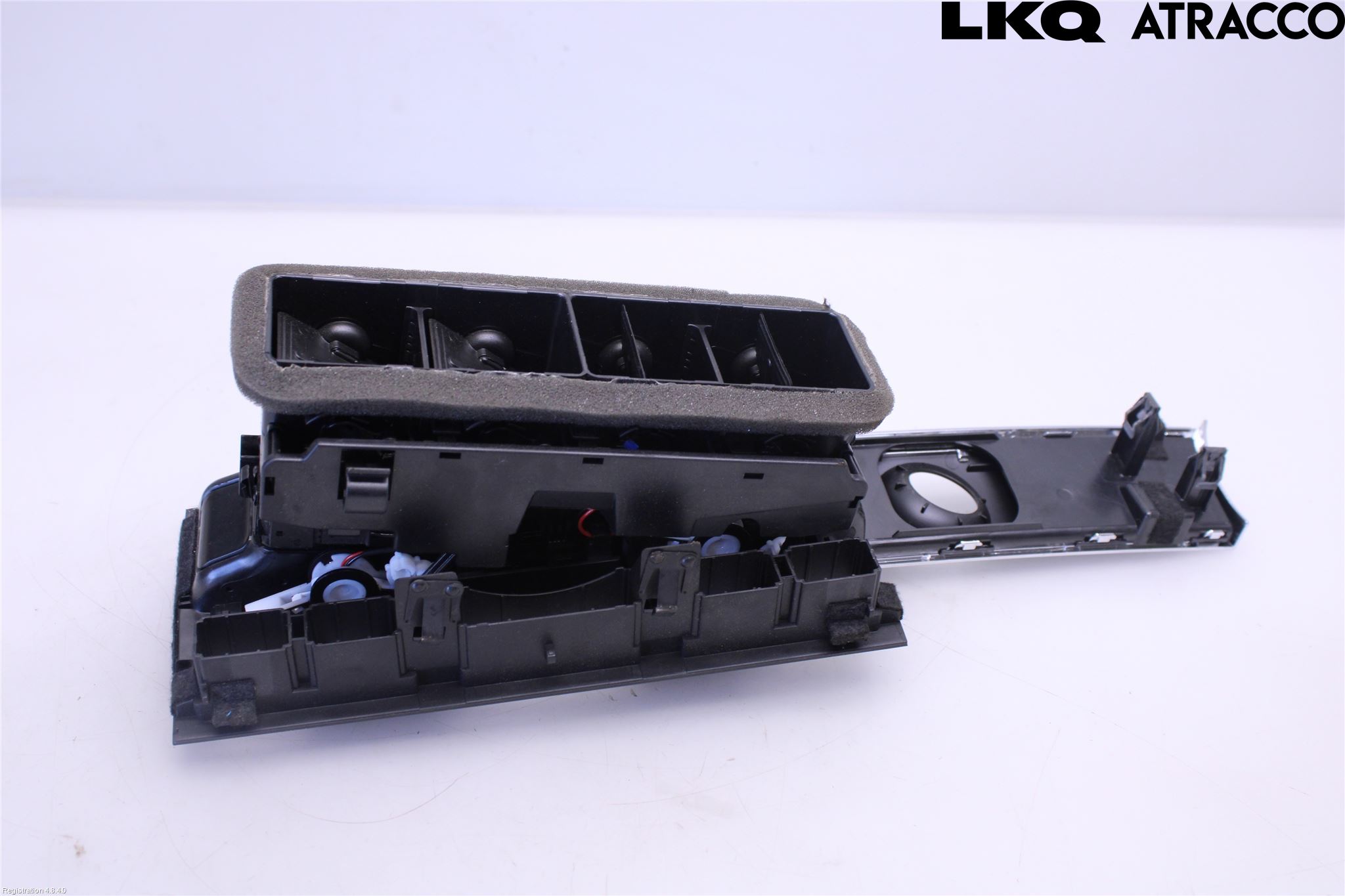 Audi A6/S6     05-11 Dashbord Kanal - Dyse