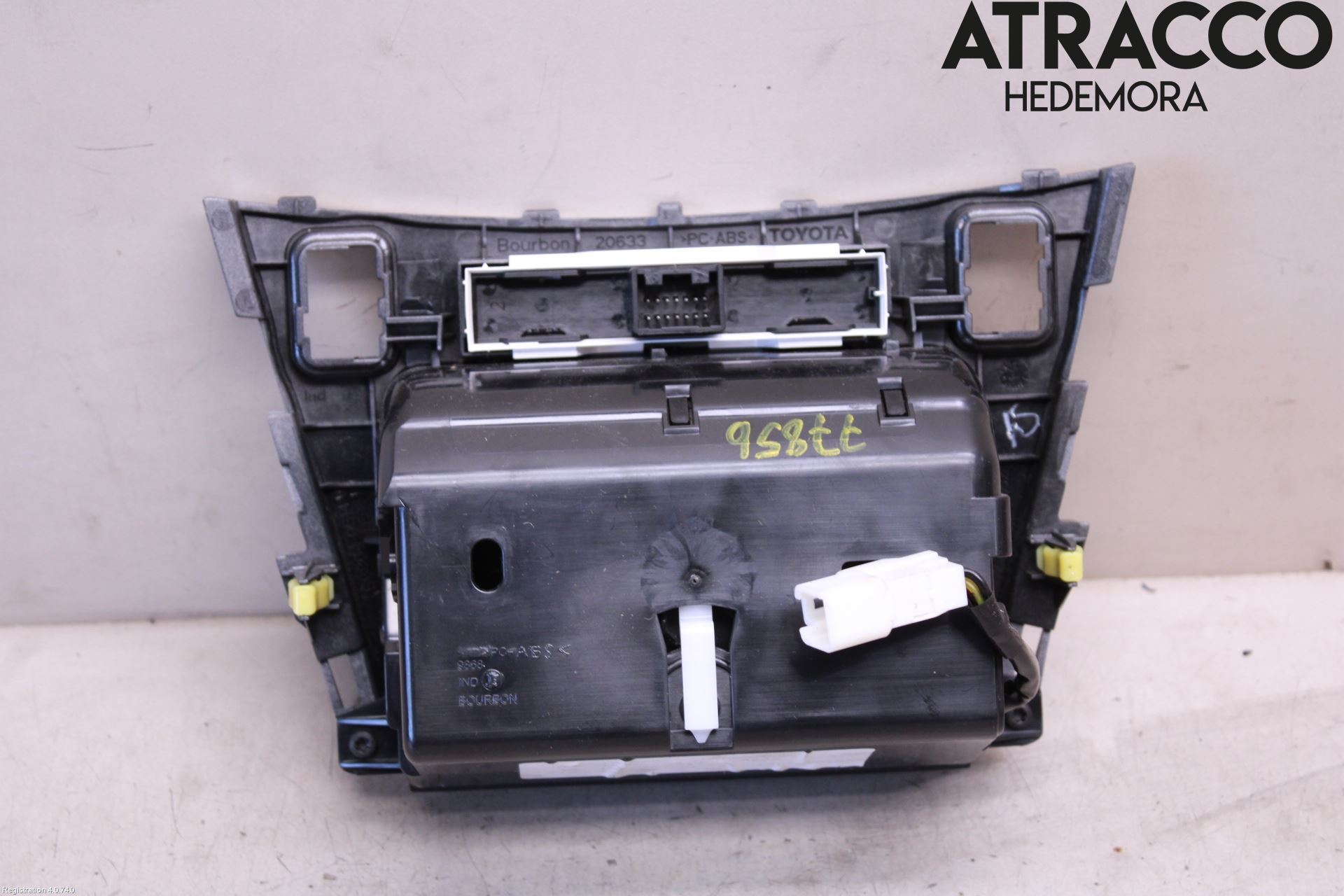 Toyota AVENSIS 09-15 Innr Askebeger