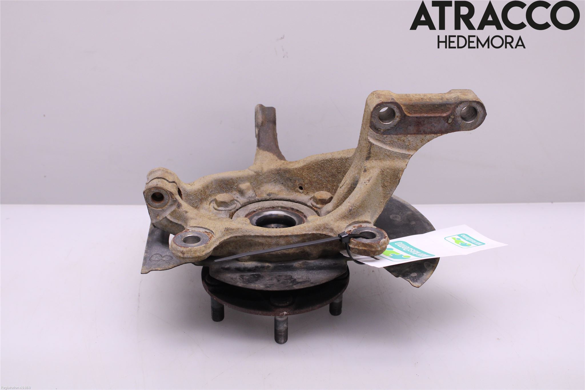 Nissan JUKE 14-19 Spindel Vf