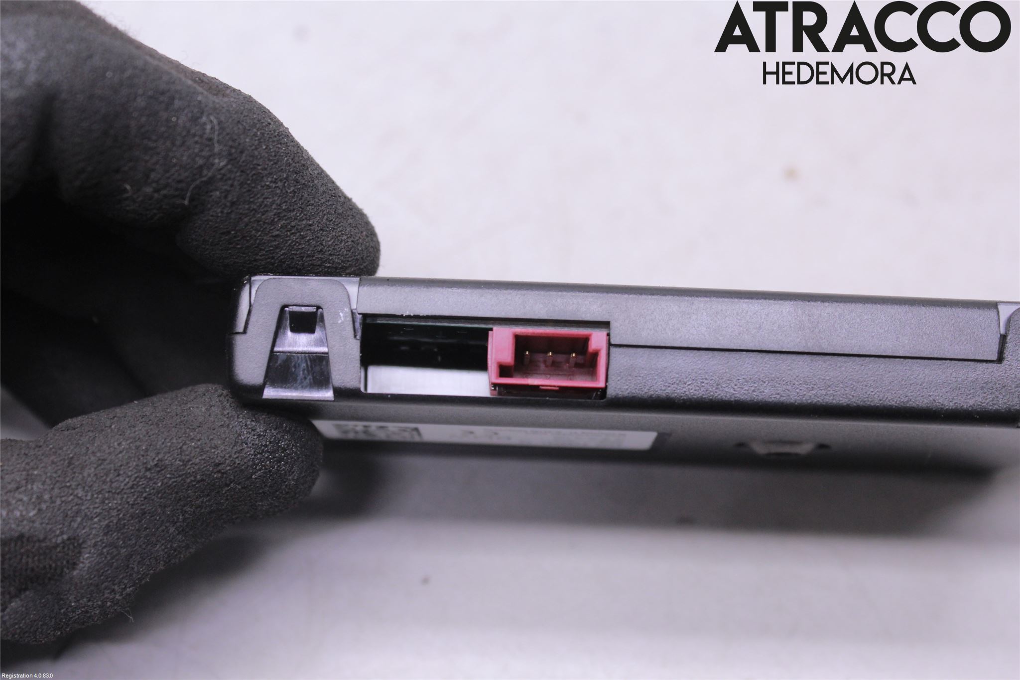 BMW 5 G30/G31/F90 17-23 Stereo Antenneforsterker