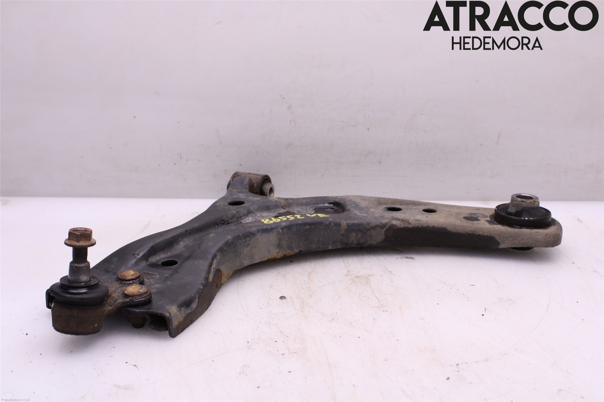 Subaru IMPREZA V 18- Bærearm Foran Venstre Nedre