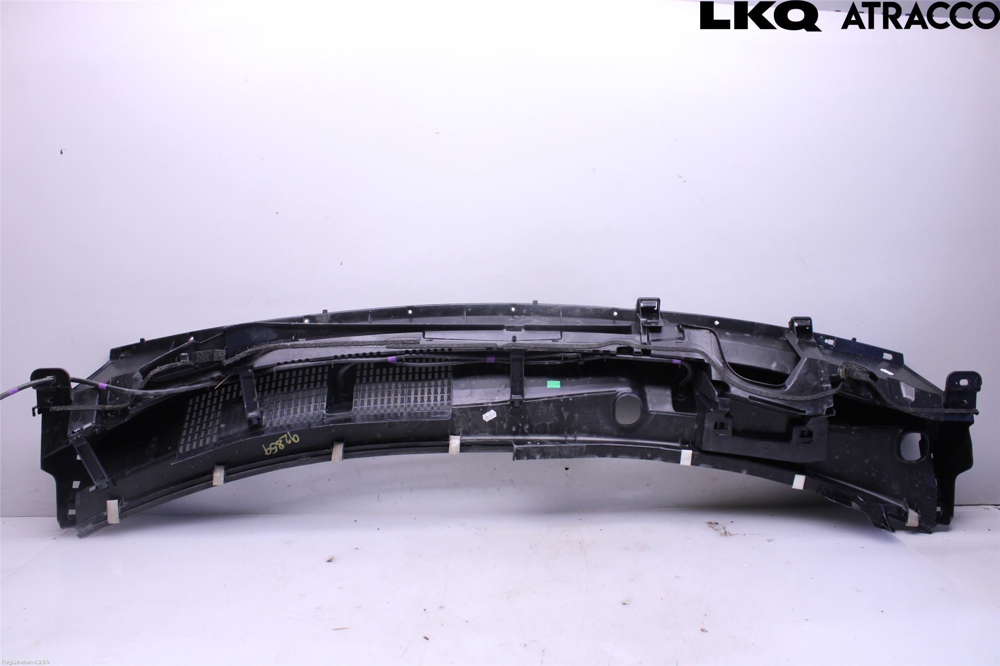 Toyota YARIS CROSS XP21 21- Visker Deksel-Grill-Under Frr