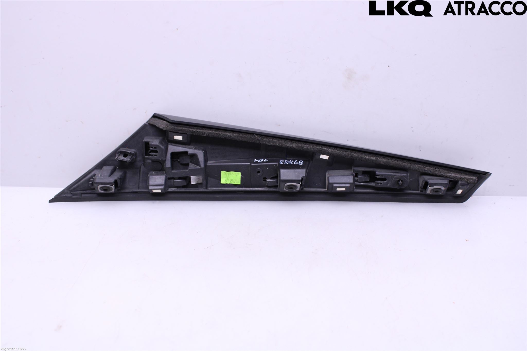 Peugeot 2008/E-2008 20- Bakrute Dekorlist