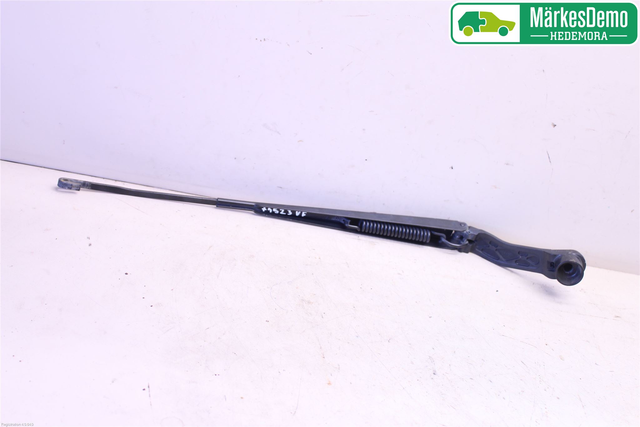 Mitsubishi OUTLANDER 13-21 Viskerarm-Armer Frontrute