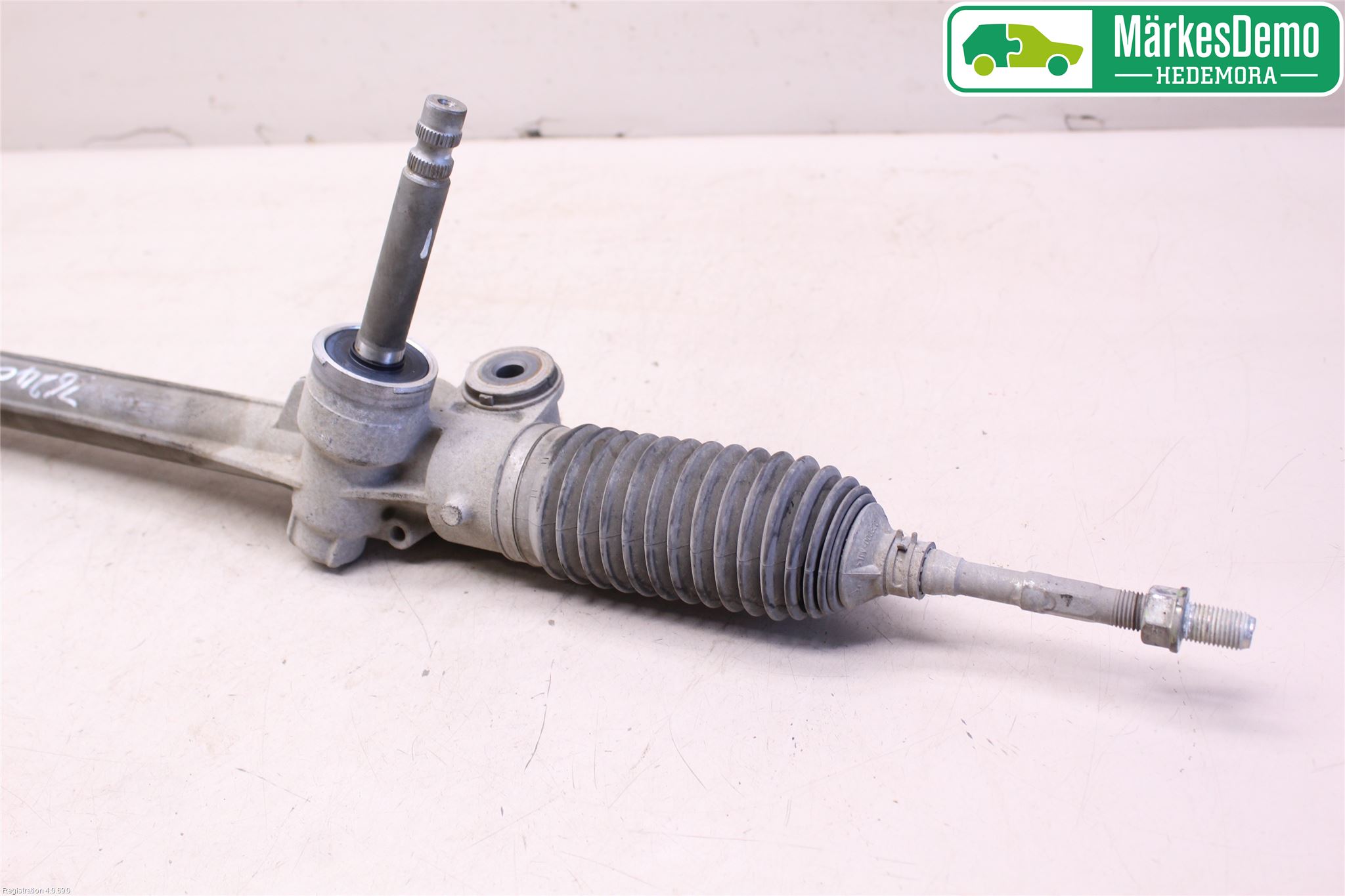 Toyota YARIS XP130 15-20 Servo Snekke - Tannstang