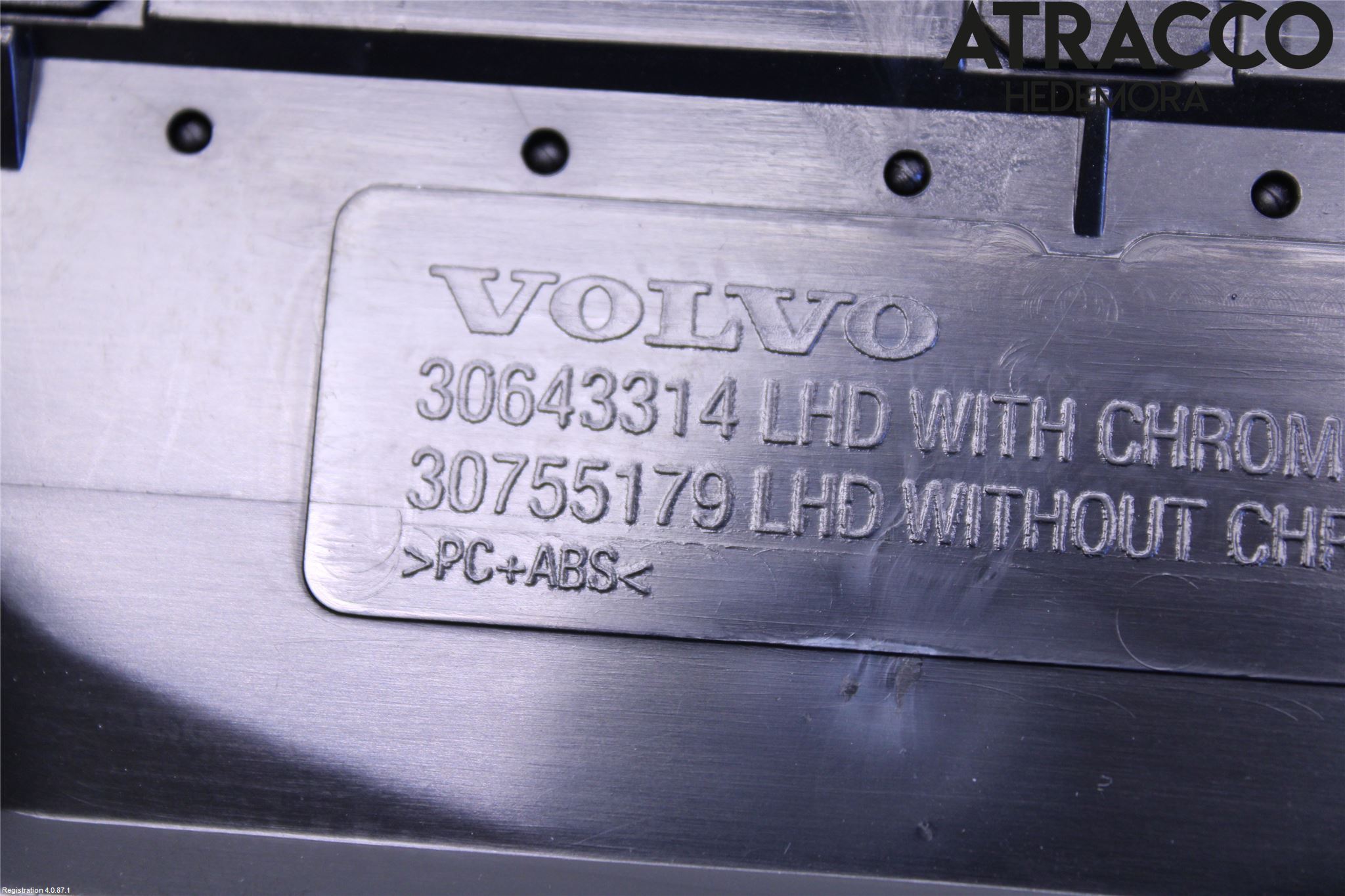 Volvo XC70 08-13 Dashbord Kanal - Dyse