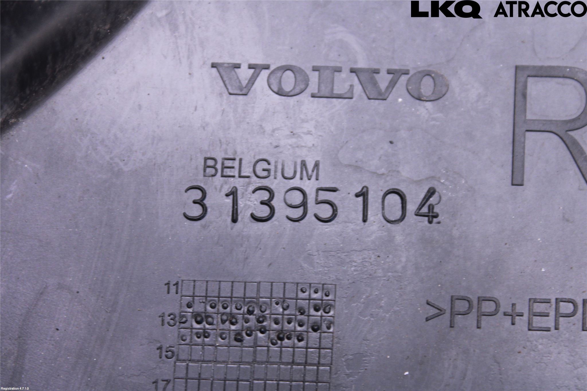 Volvo V40 12-19 Støtfanger Bak Hjørne Høyre