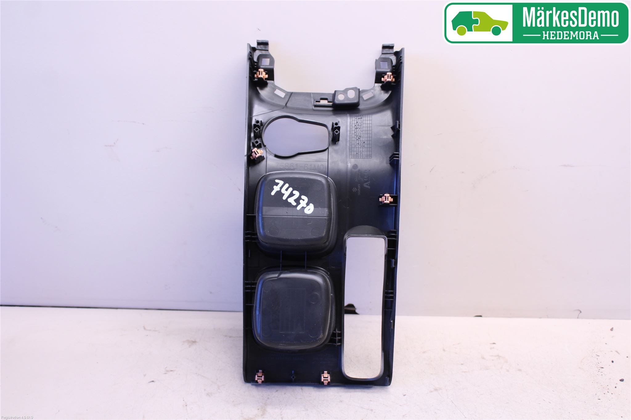 Suzuki SX4 S-CROSS 14-21 Innr Konsoll-Lomme