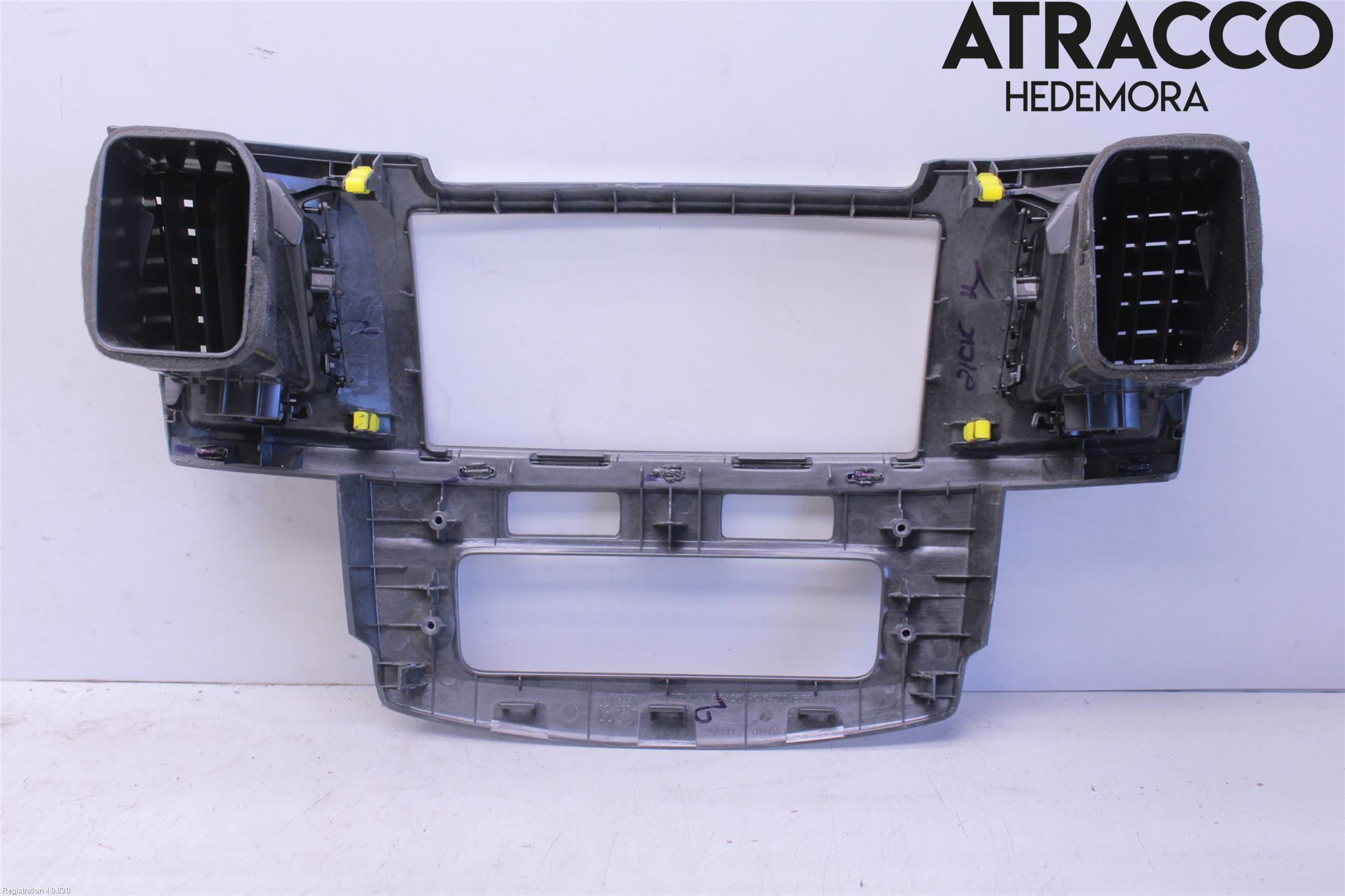Toyota HILUX 05-16 Innr Radio Ramme
