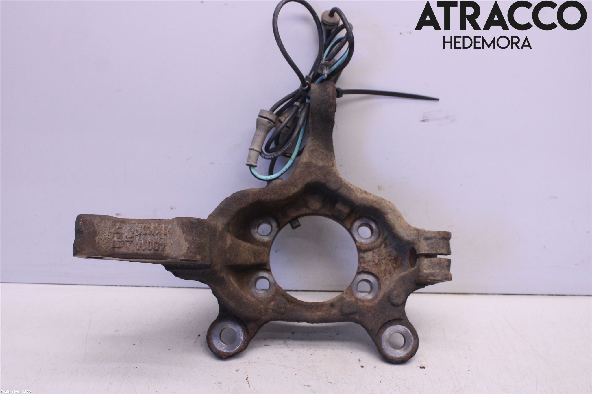 Nissan JUKE 10-14 Spindel Hf