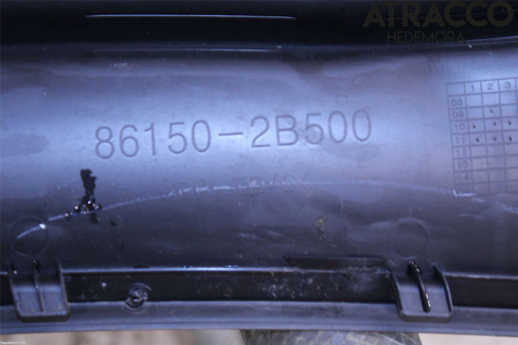 Hyundai SANTA FE  06-12 Visker Deksel-Grill-Under Frr