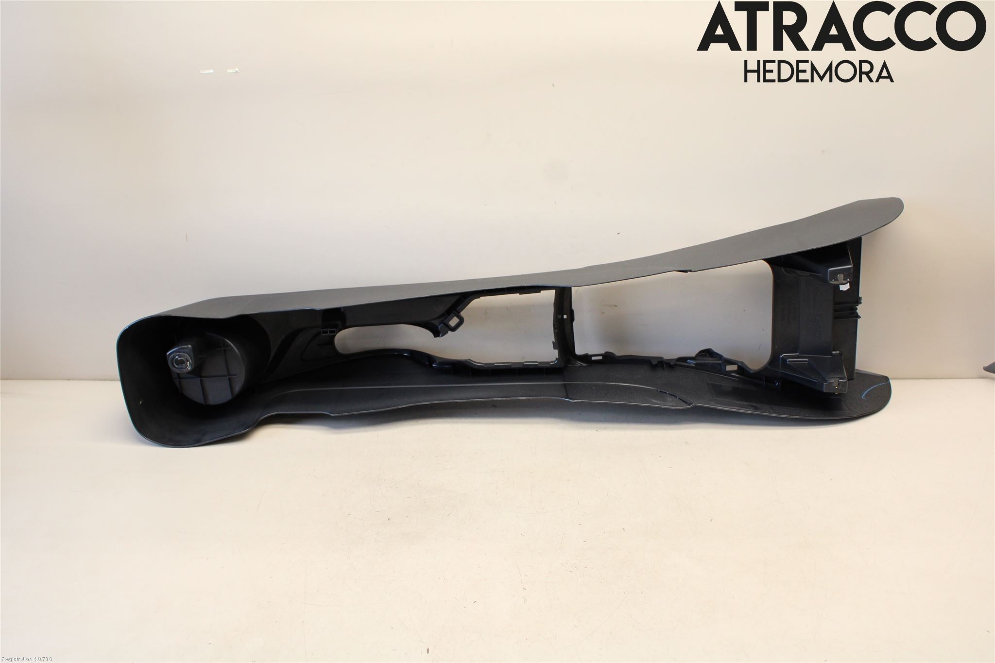 Toyota YARIS XP130 15-20 Instrumentkonsoll Midt