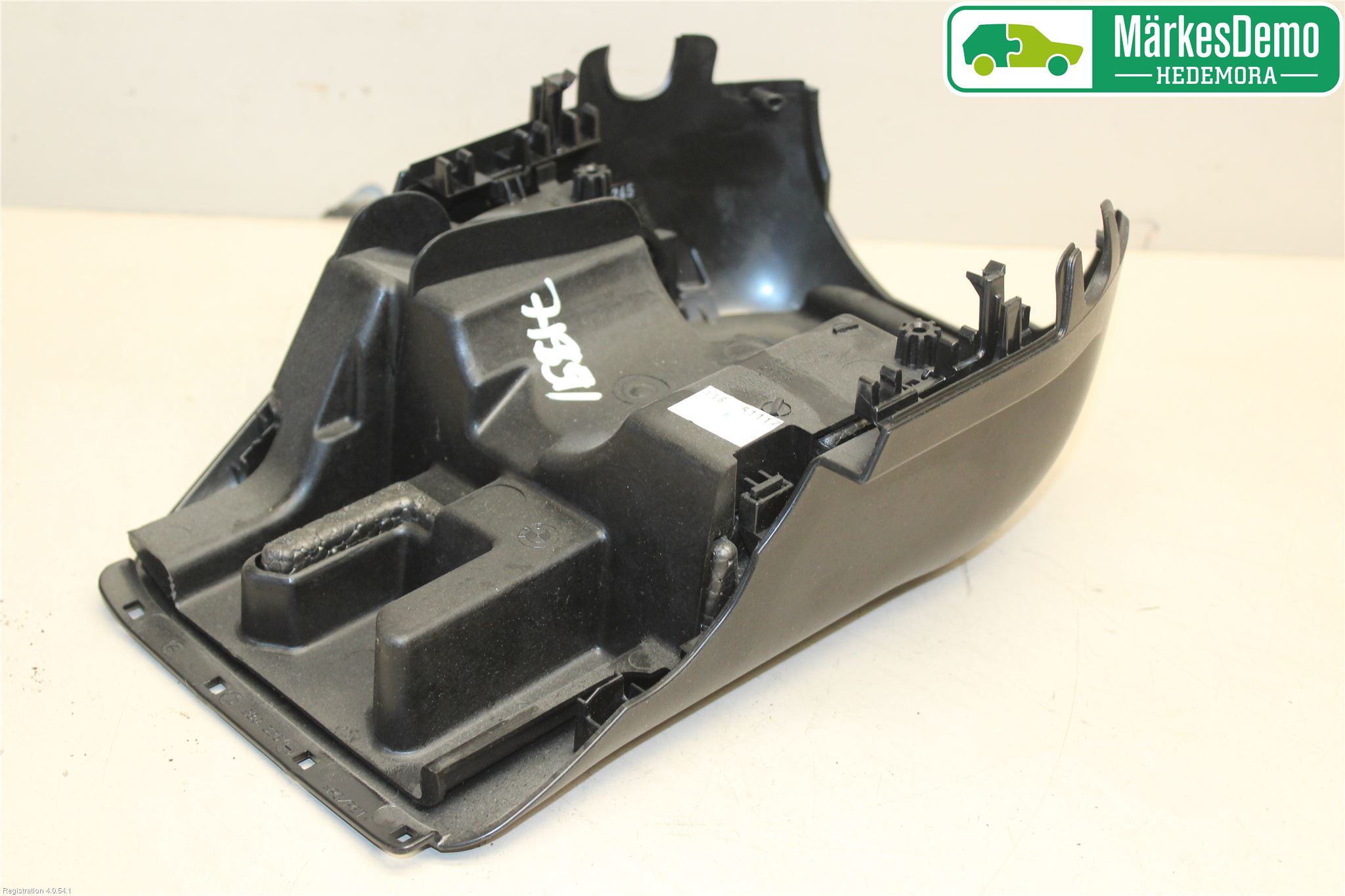 BMW 5 F10/F11/F18 09-17 Rattdeksel - Deksler