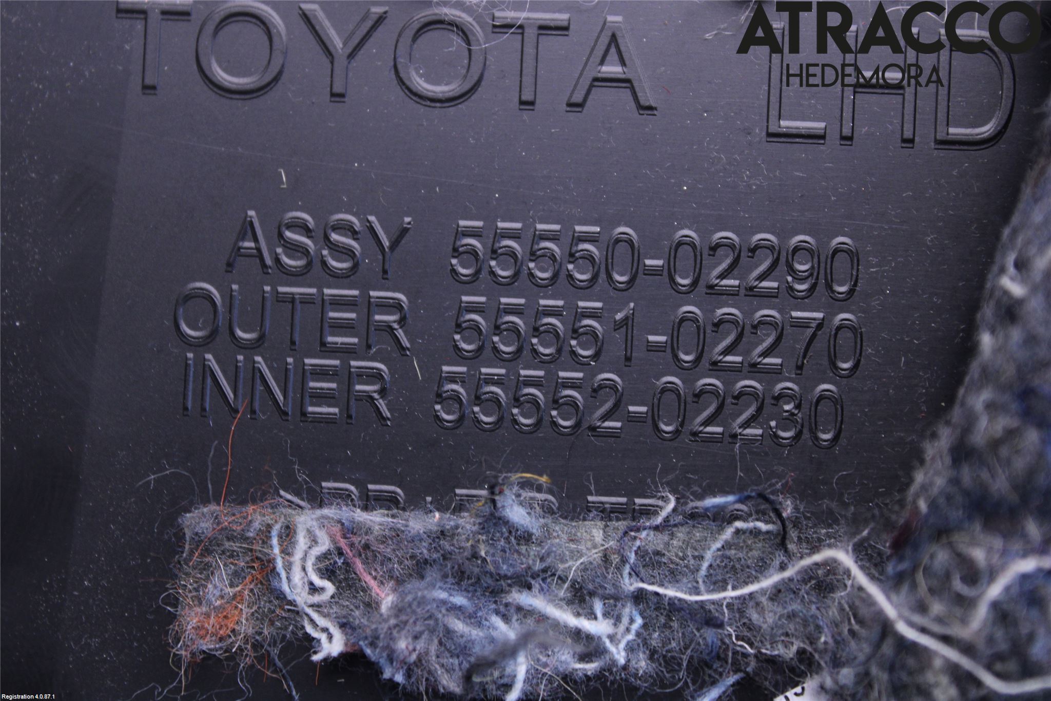 Toyota AURIS 13-19 Innr Hanskerom Lokk