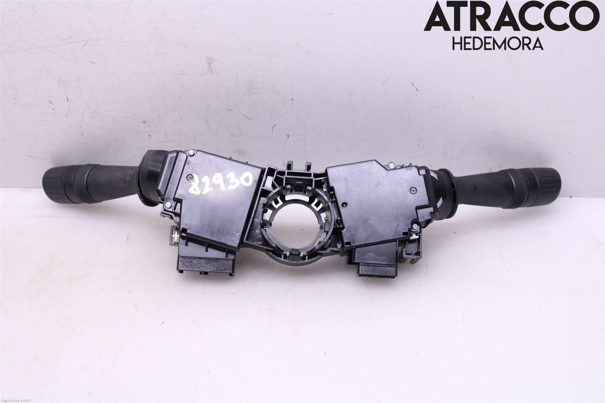 Toyota AURIS 13-19 Bryter Ratt Kombi H Og V
