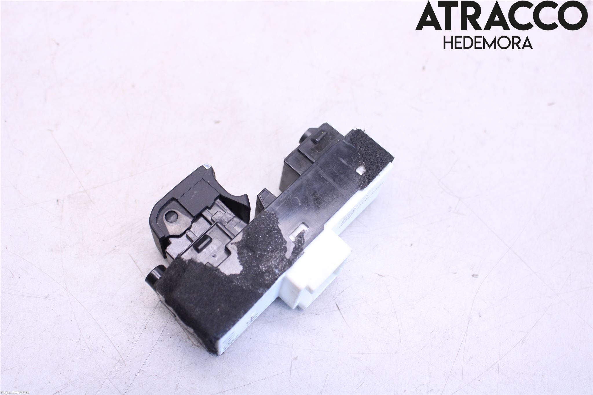 Subaru OUTBACK 15-20 Bryter Vindusheis
