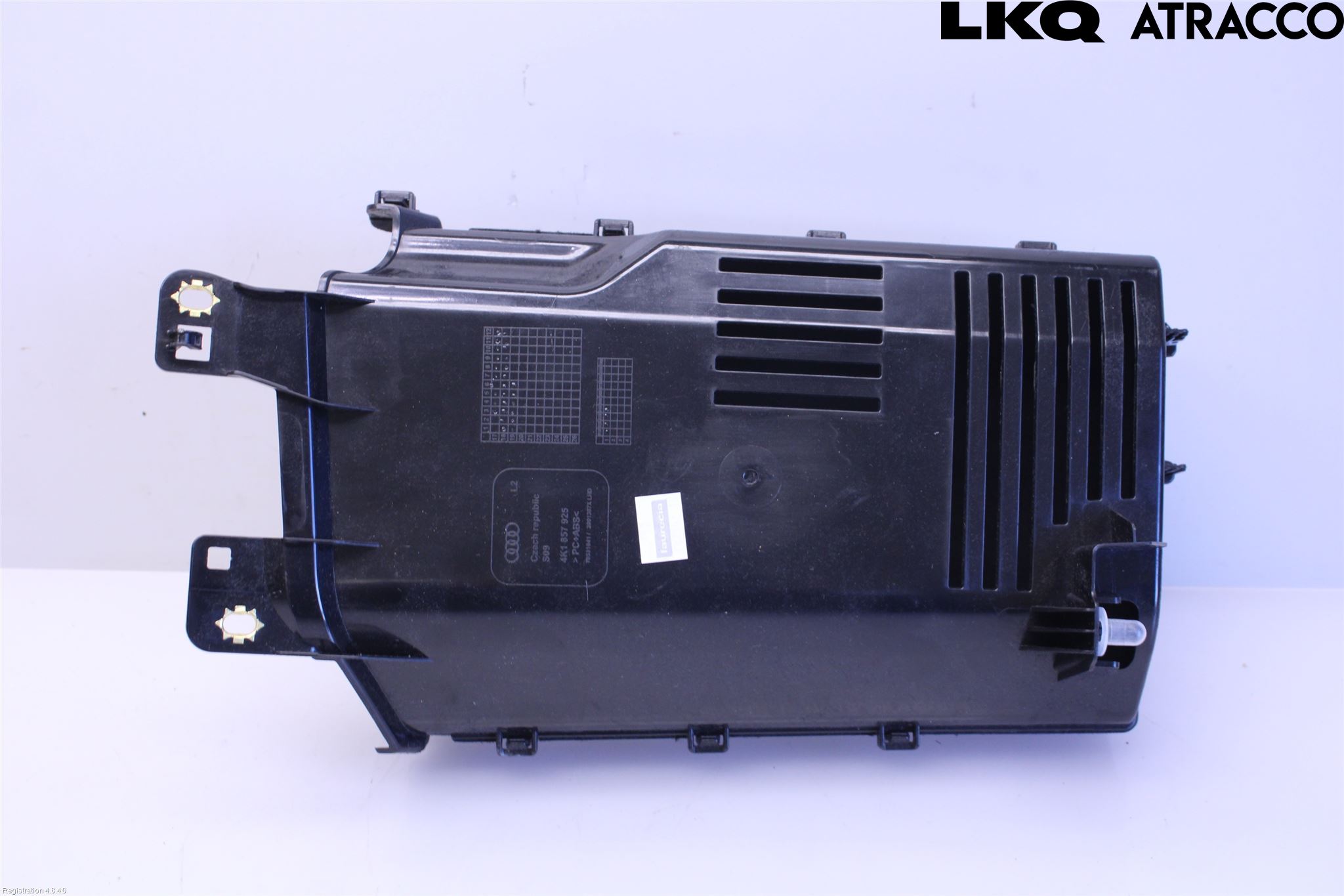 Audi A6 F2/C8 19- Innr Oppbevaringsrom
