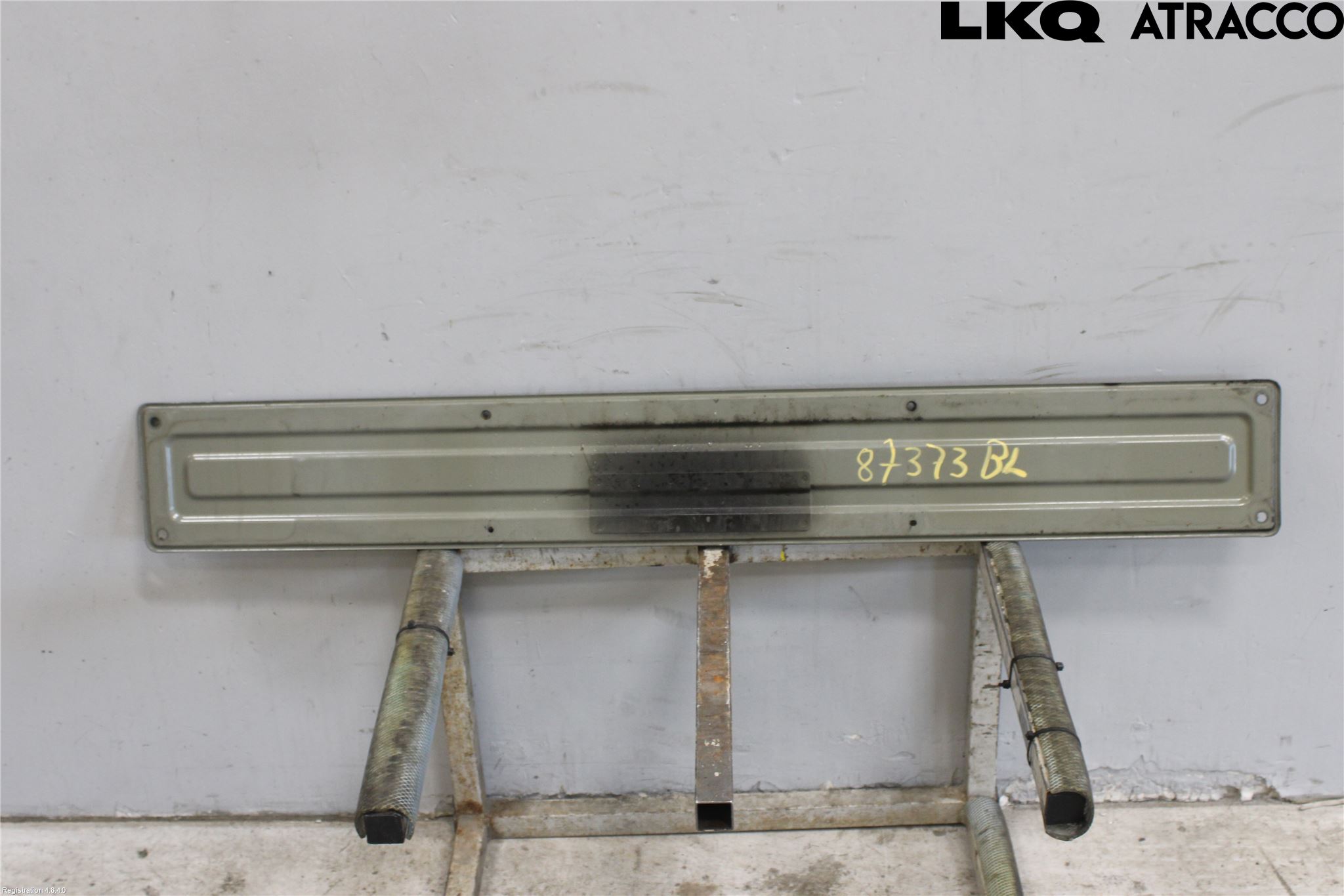 Nissan NAVARA 05-16 Lasteplan Luke Bak