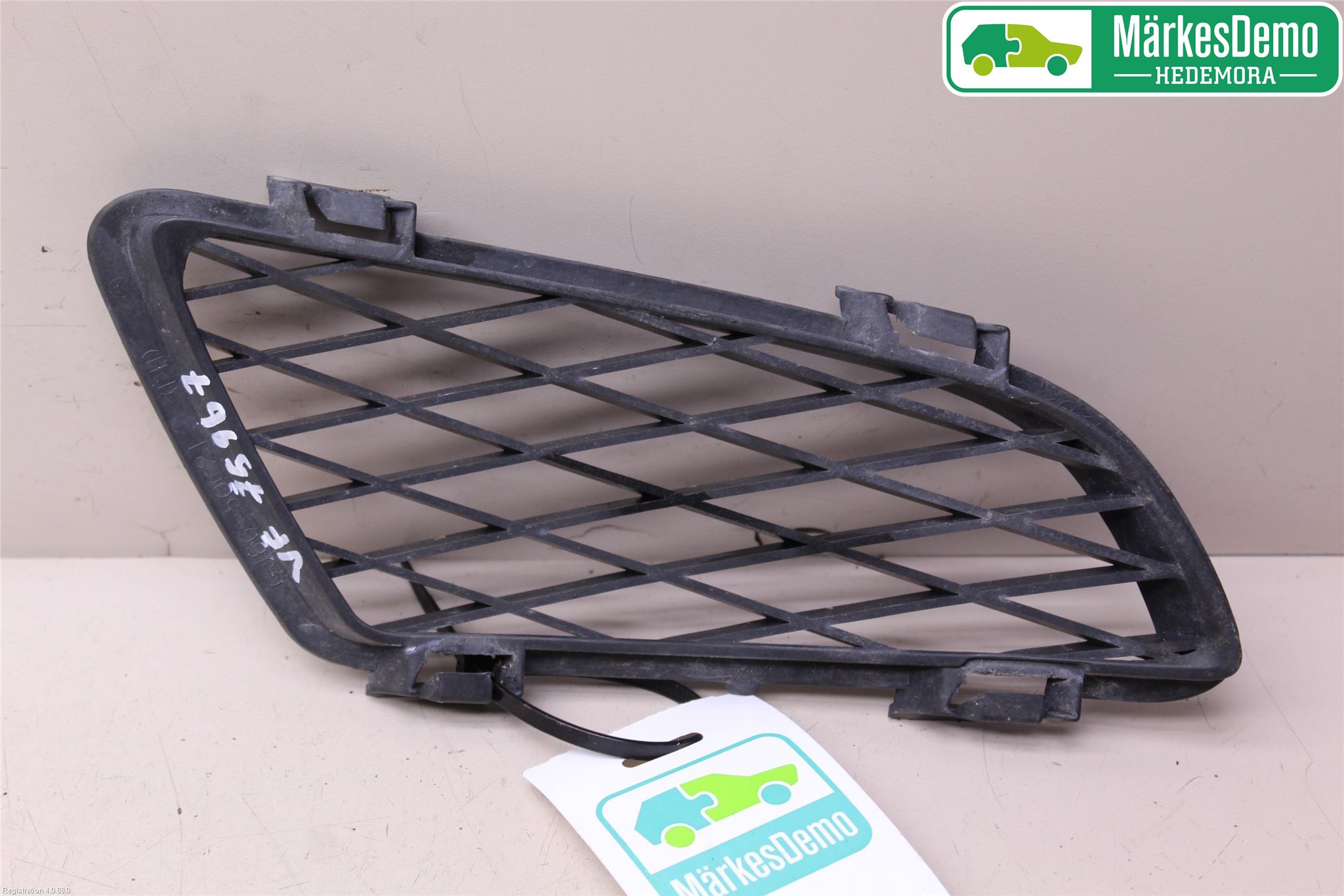 Mazda 6 02-08 Grilldel Venstre