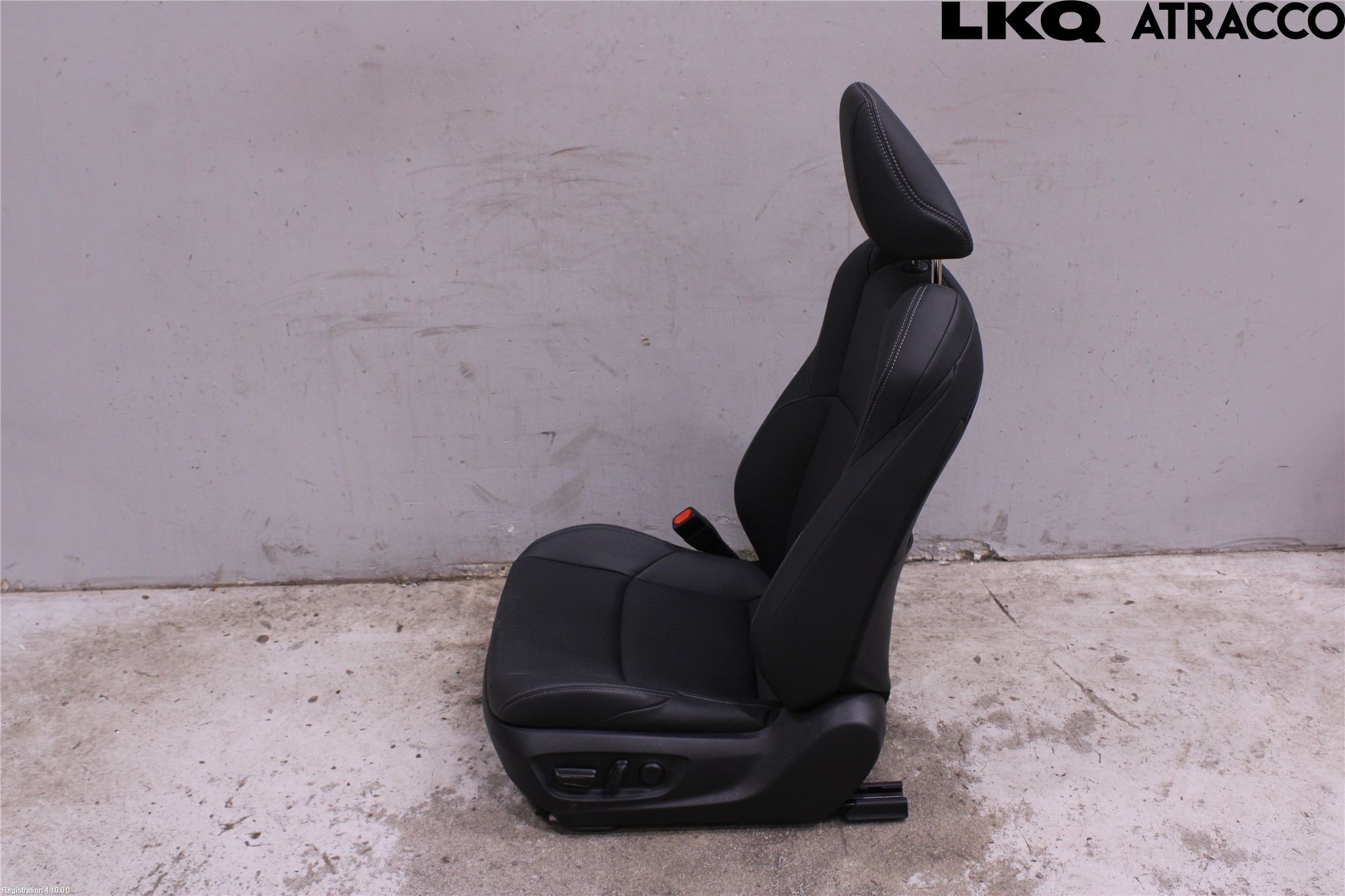 Toyota bZ4X EA10 22- Innr Sete Foran Venstre