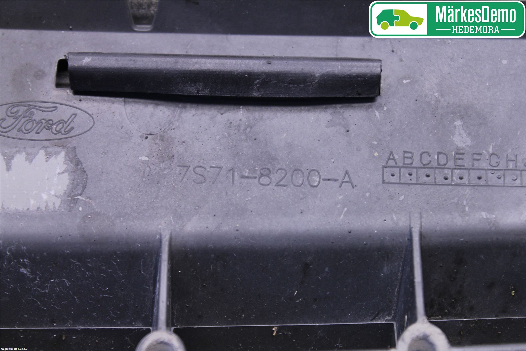 Ford MONDEO 07-15 Grill Komplett