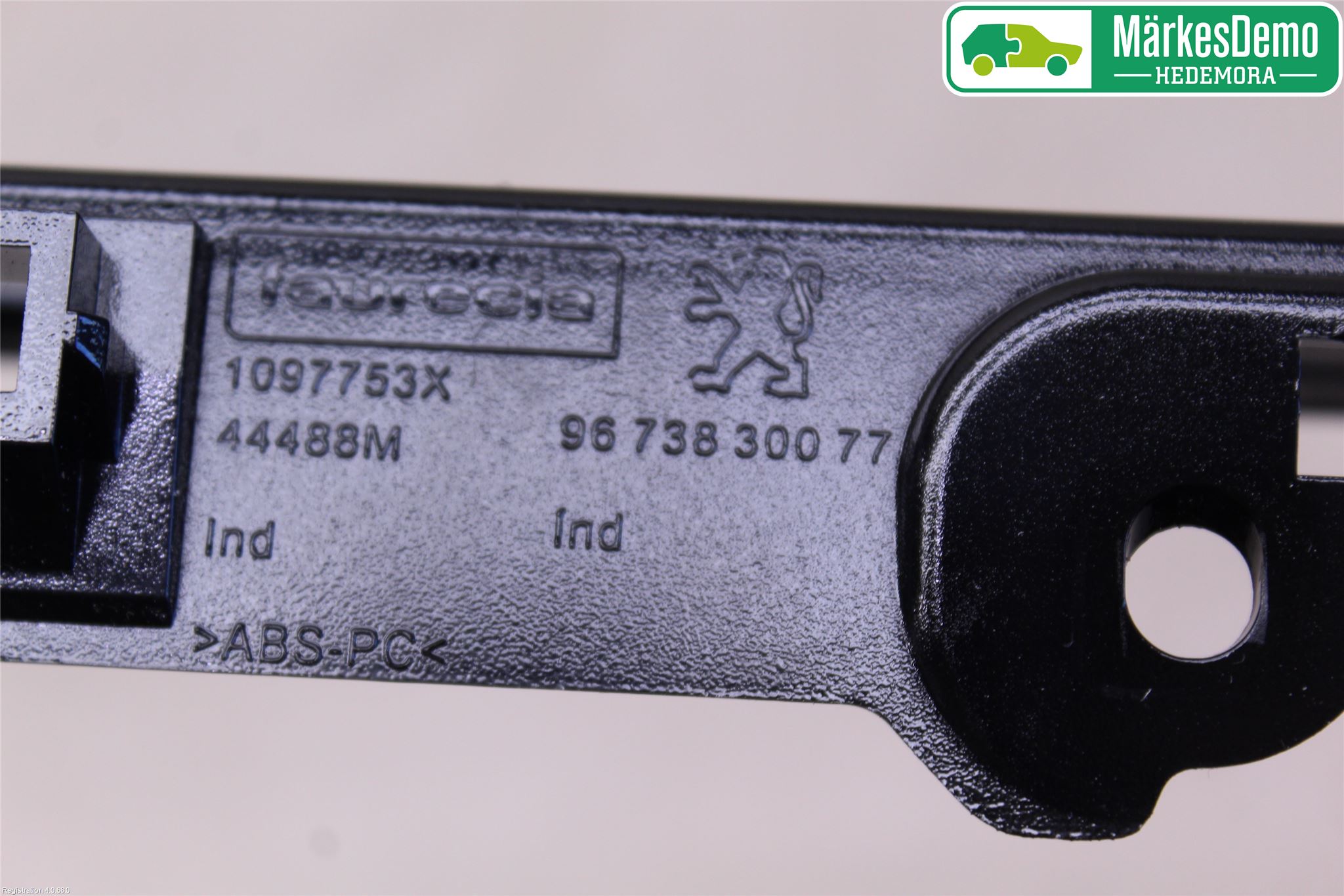 Peugeot 208 12-15 Innr Radio Ramme
