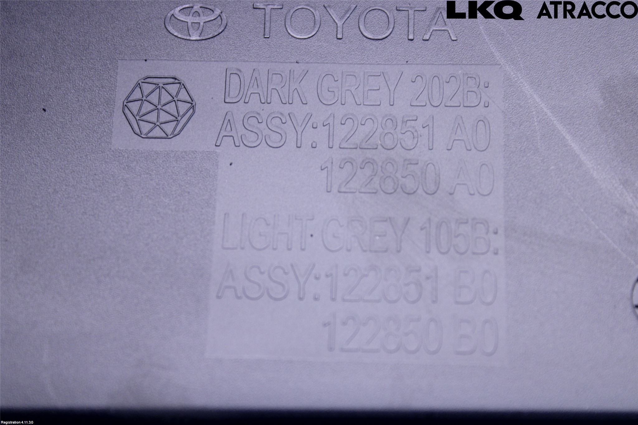 Toyota YARIS XP21 20- Innr Hanskerom
