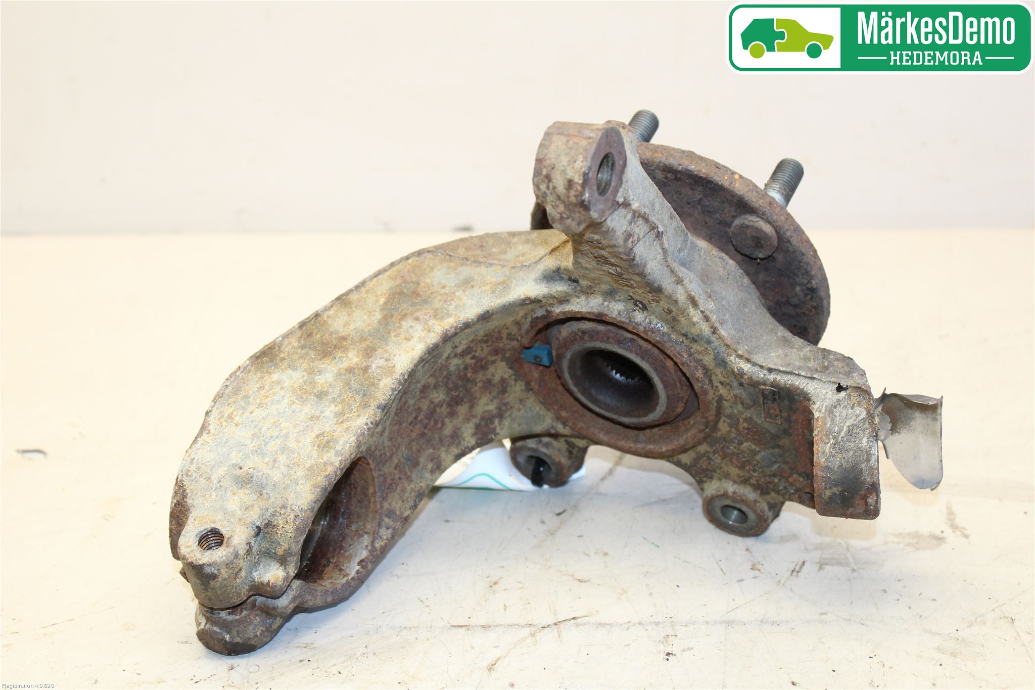 Ford FOCUS C-MAX I 03-06 Spindel Vf