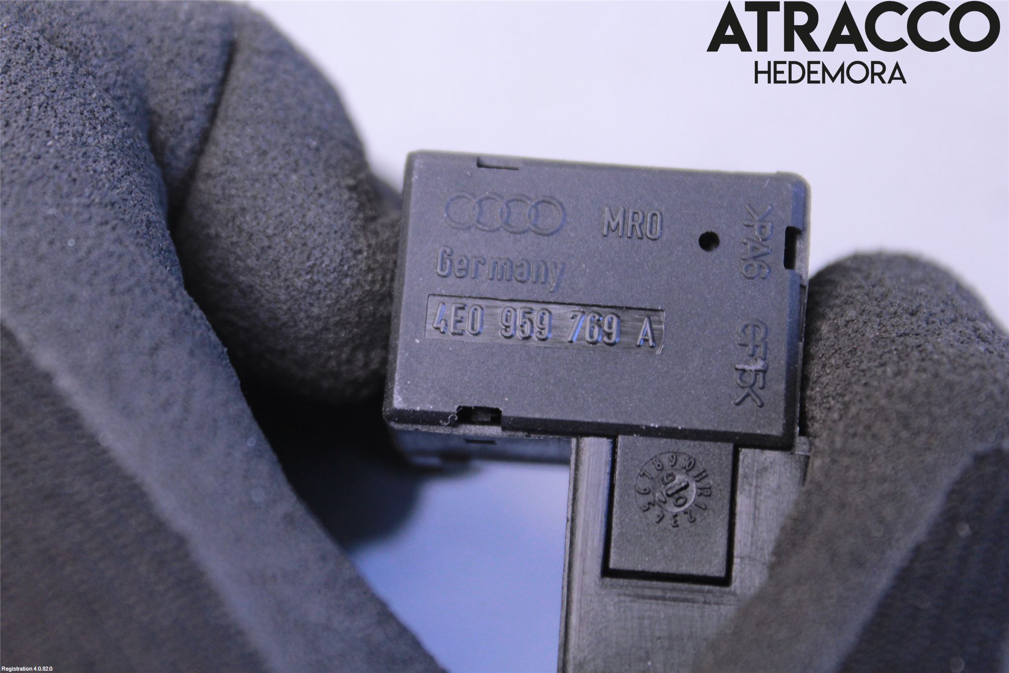 Audi A8/S8 4E  02-09 Bryter Seteminne