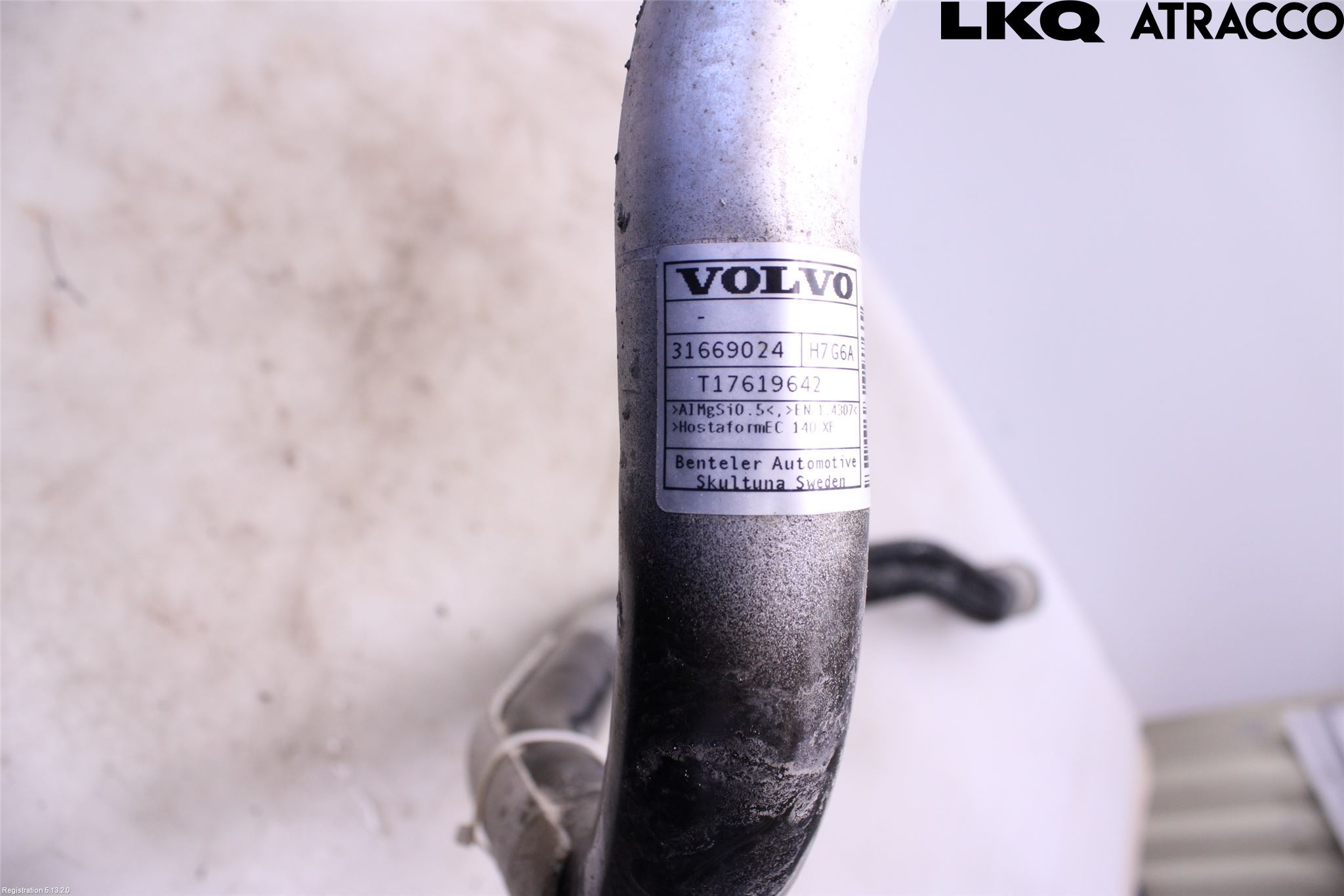 Volvo XC60 14-17 Drivstoff Påfyllingsrør - Slan