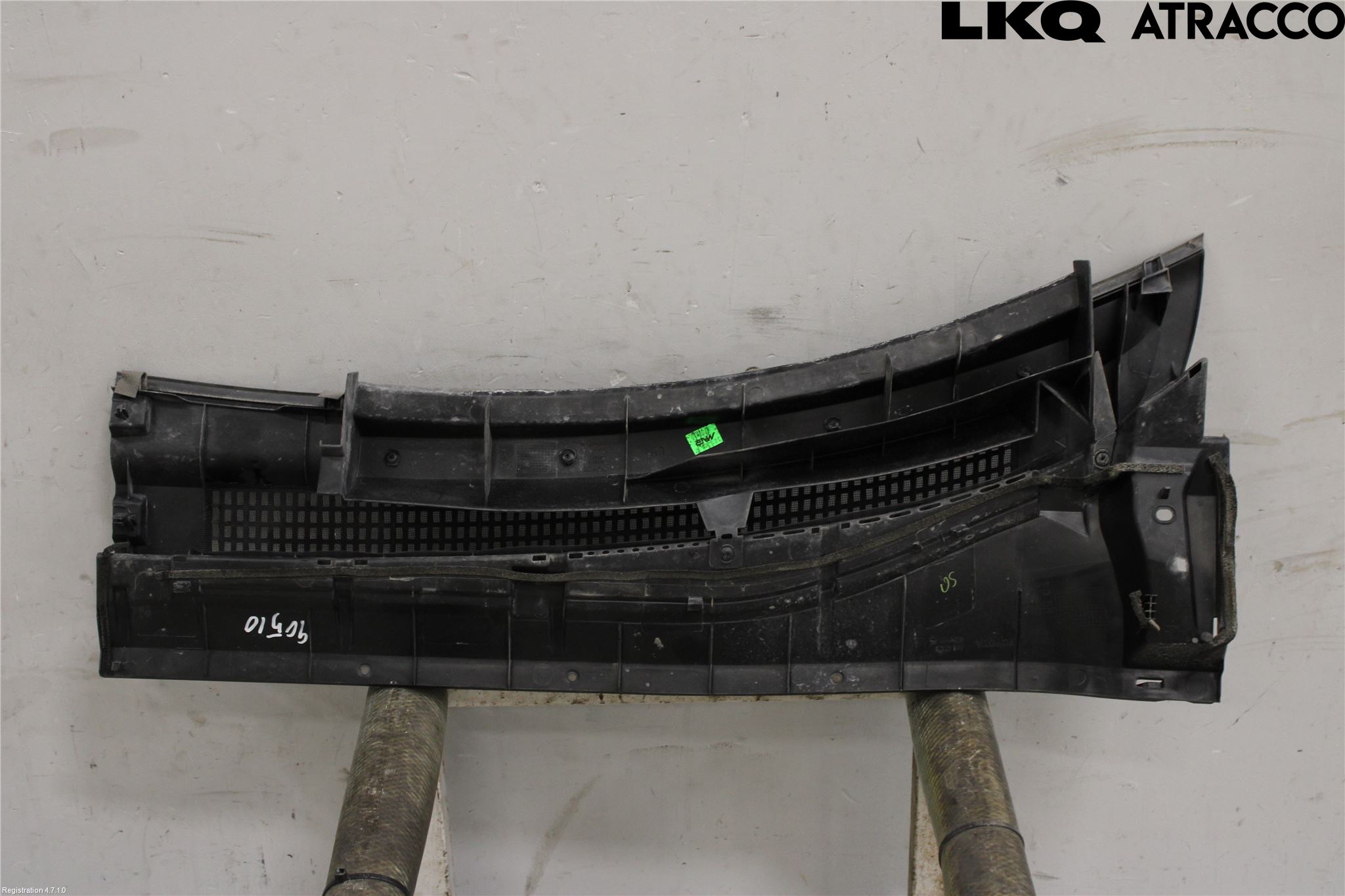 Toyota AVENSIS 09-15 Visker Deksel-Grill-Under Frr