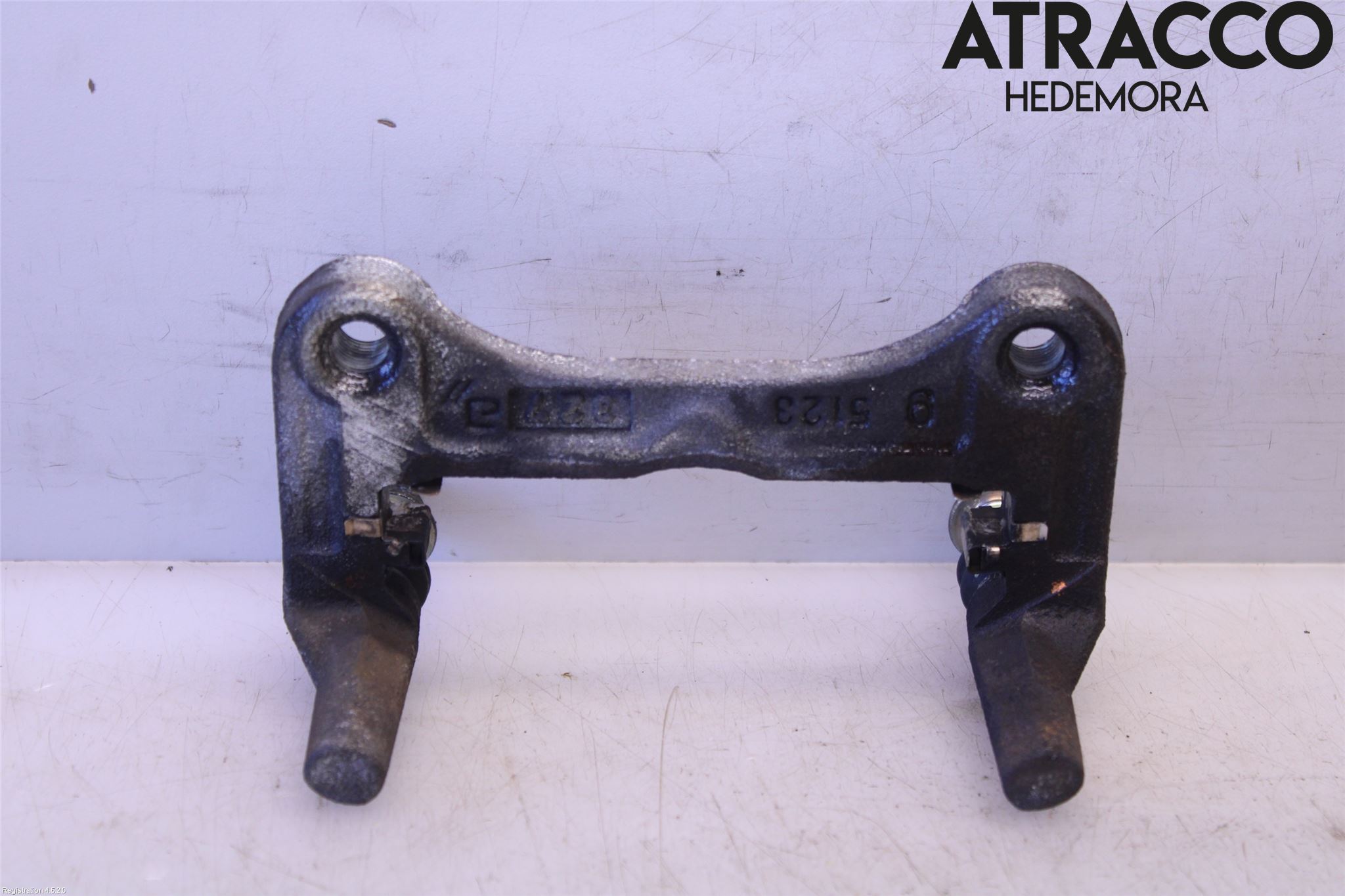 Mitsubishi SPACE STAR 13- Bremsecaliper Feste Holder