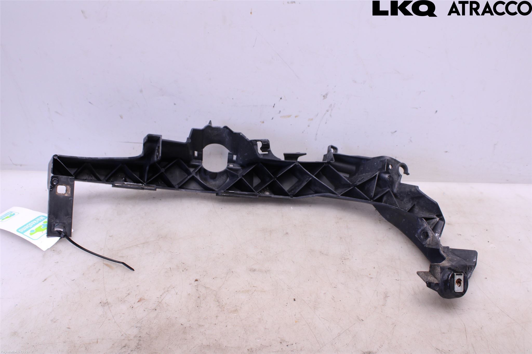 BMW 3 E90/91 SED/TOU 05-12 Frontlykt Holder-Feste