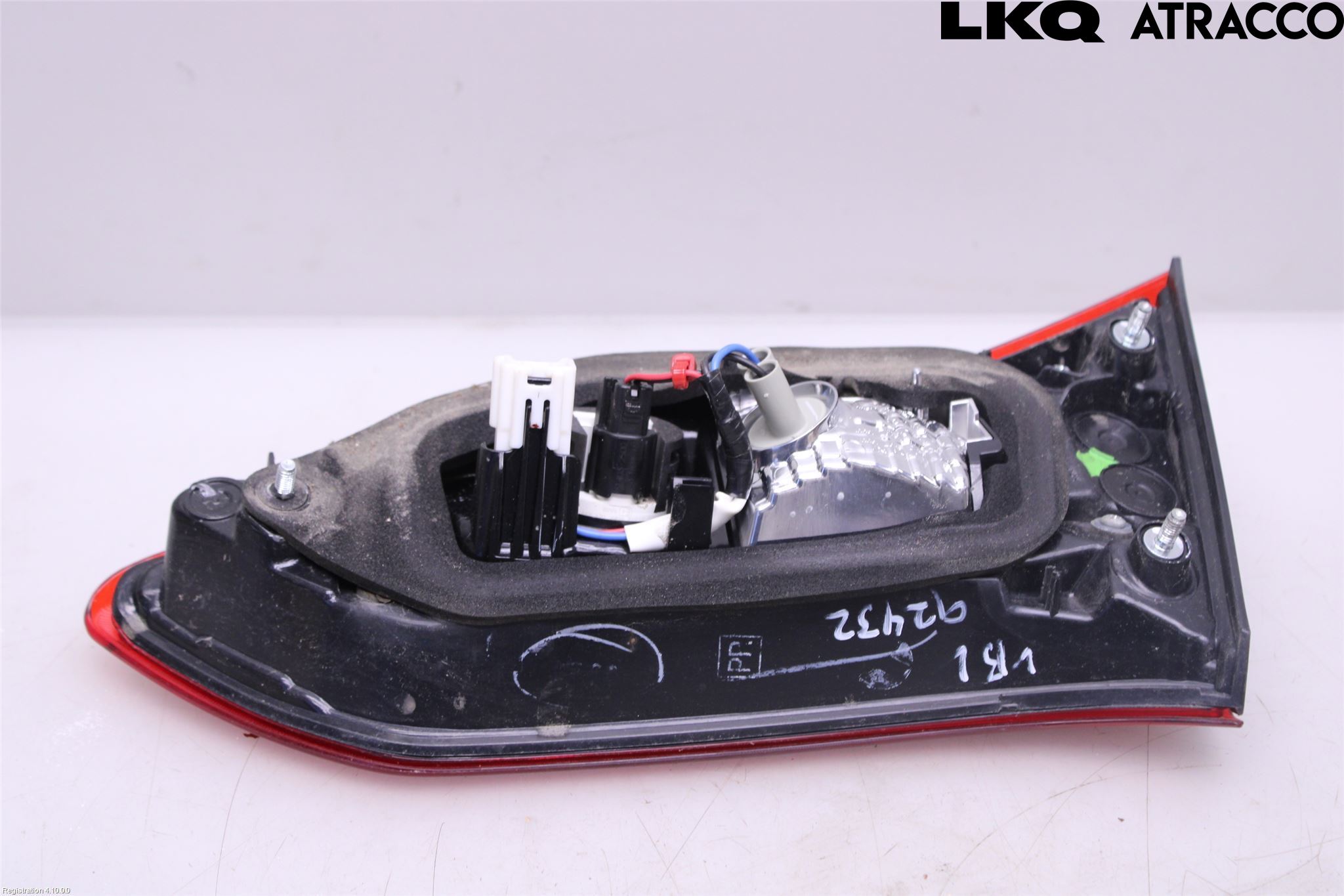 Toyota YARIS XP130 15-20 Baklykt Venstre  På Luke(Indre