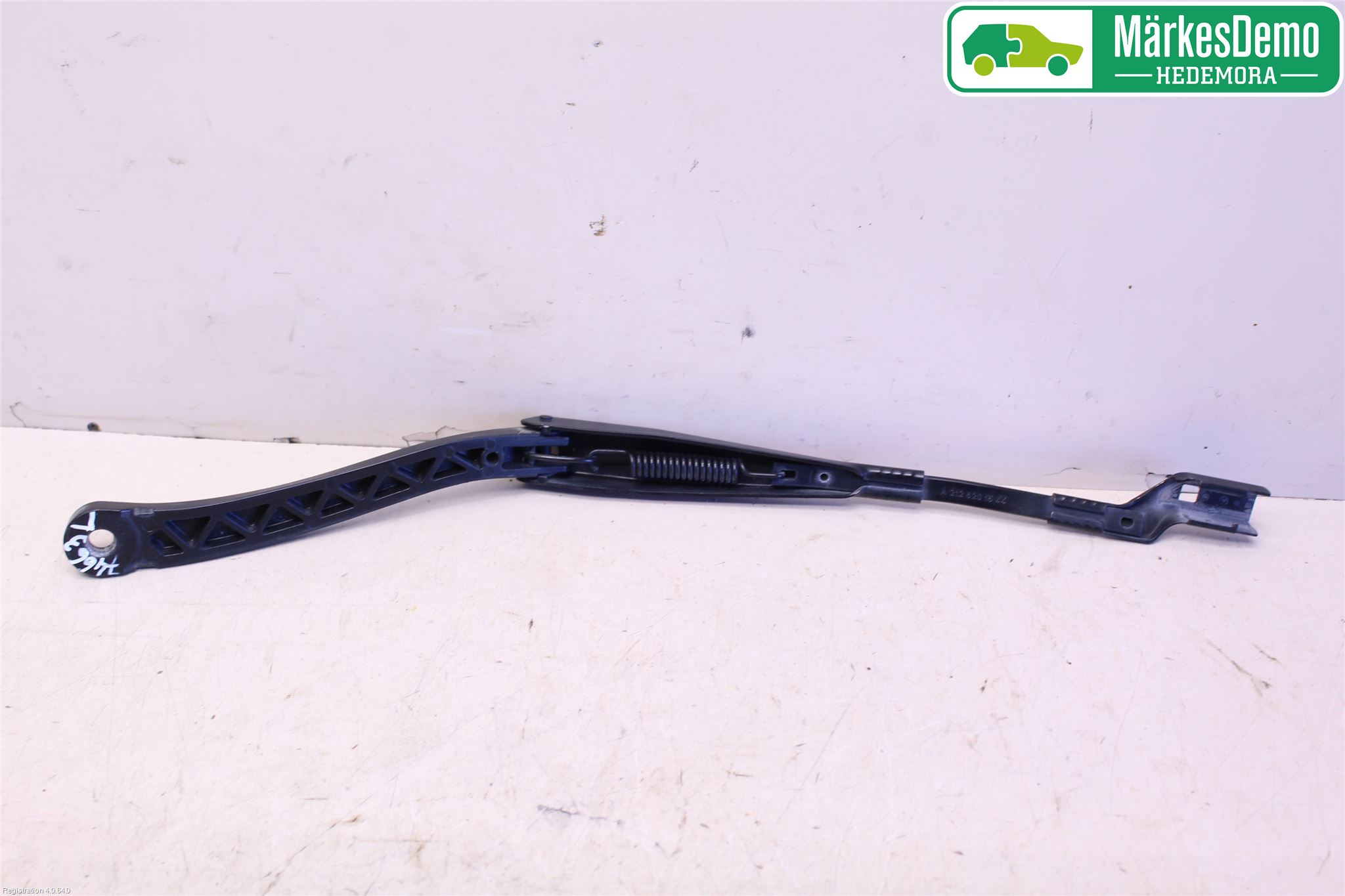 Mercedes-Benz MB E-KLASS (W212) 09-16 Viskerarm-Armer Frontrute