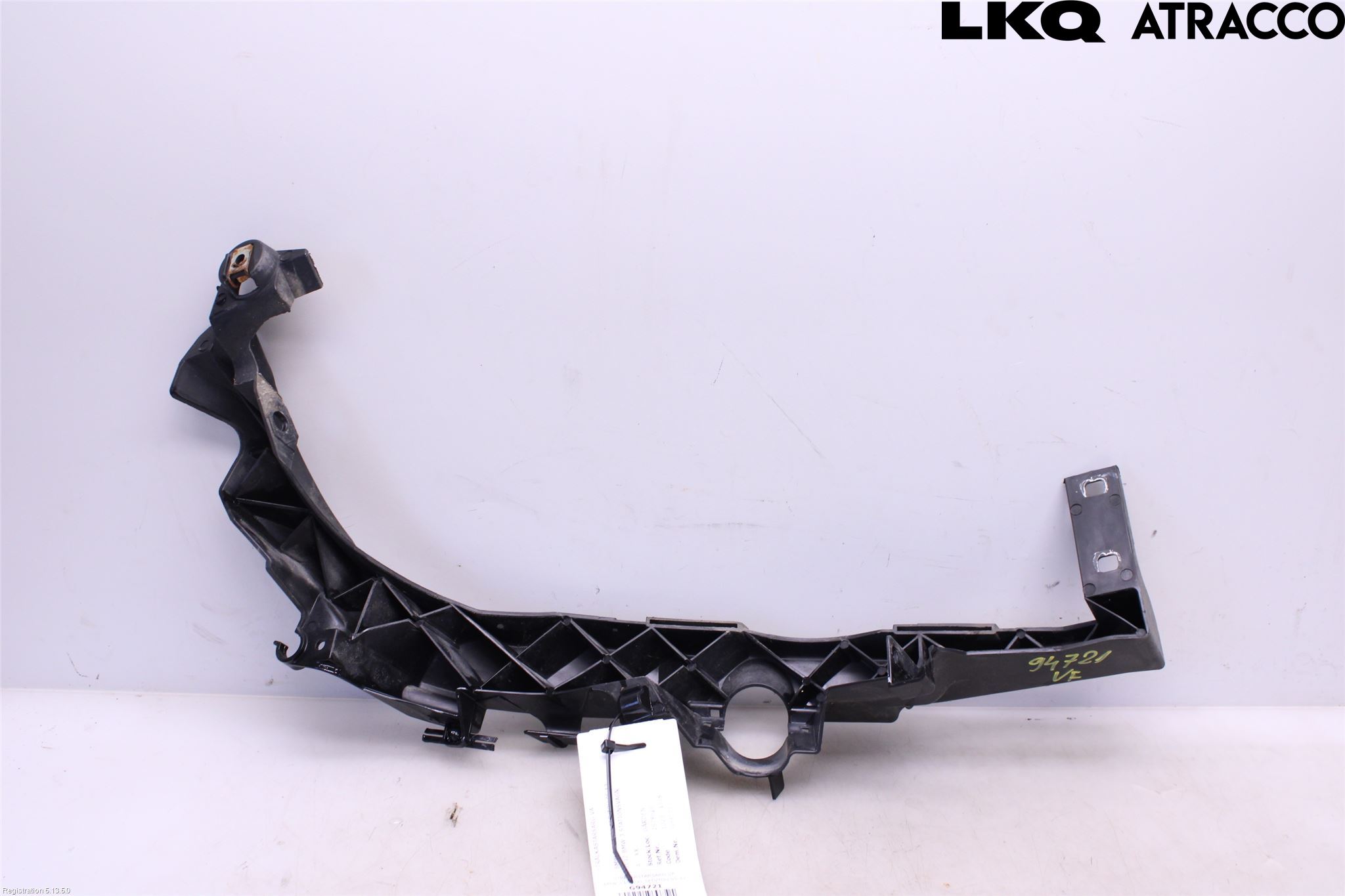 BMW 3 E90/91 SED/TOU 05-12 Frontlykt Ramme V Lyktering