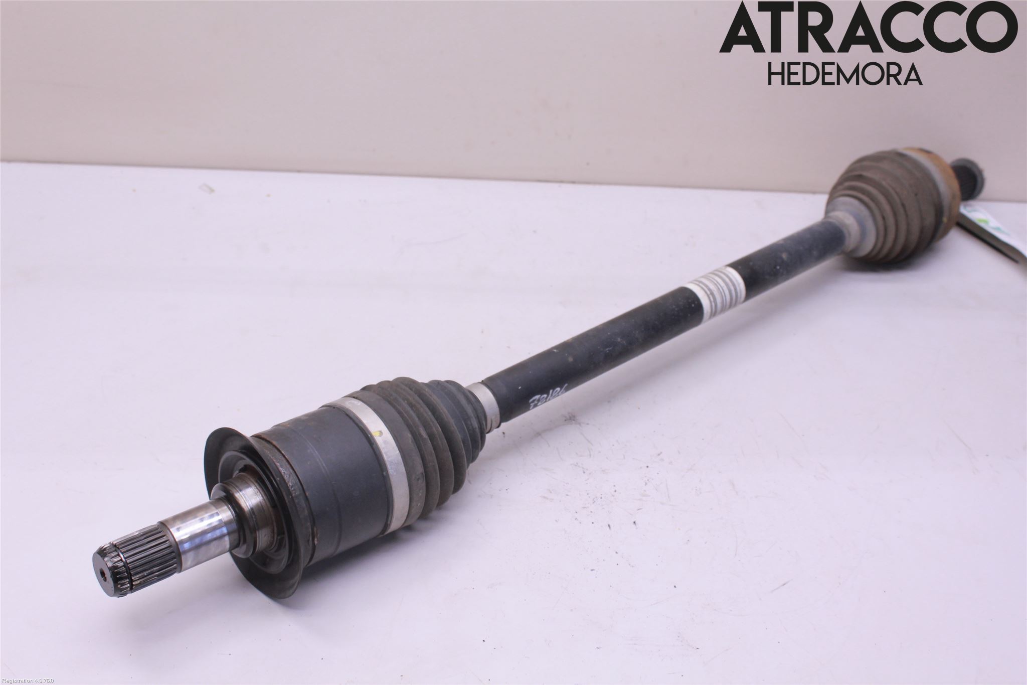 BMW 4 F32/F33/F82/F83 13-20 Drivaksel Bak Kompl Høyre