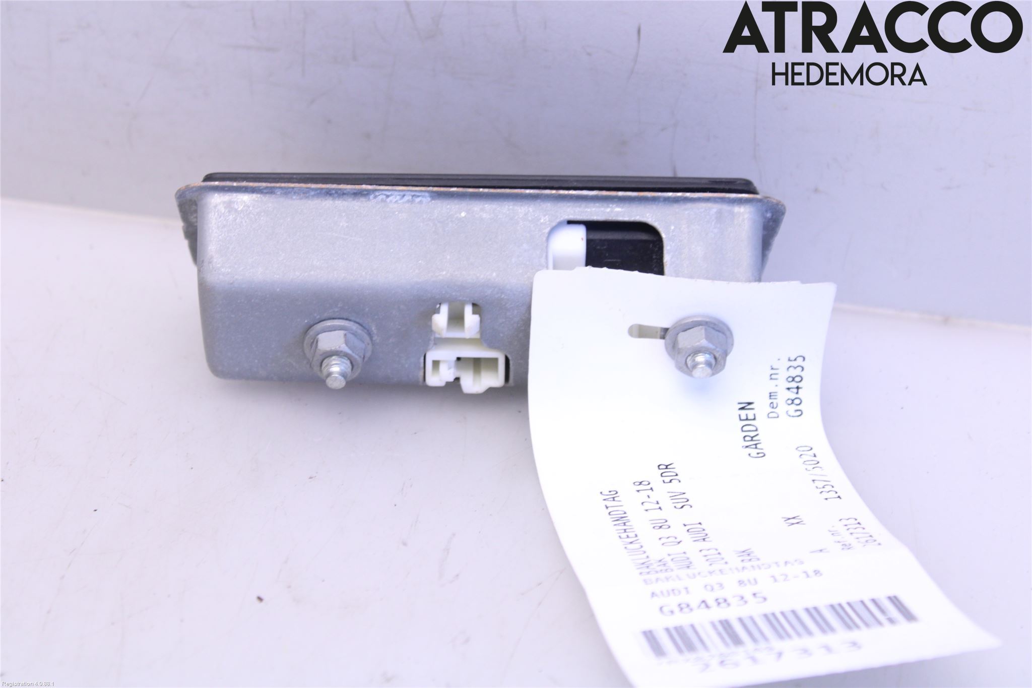 Audi Q3 8U 12-18 Bakluke Handtak Ytre