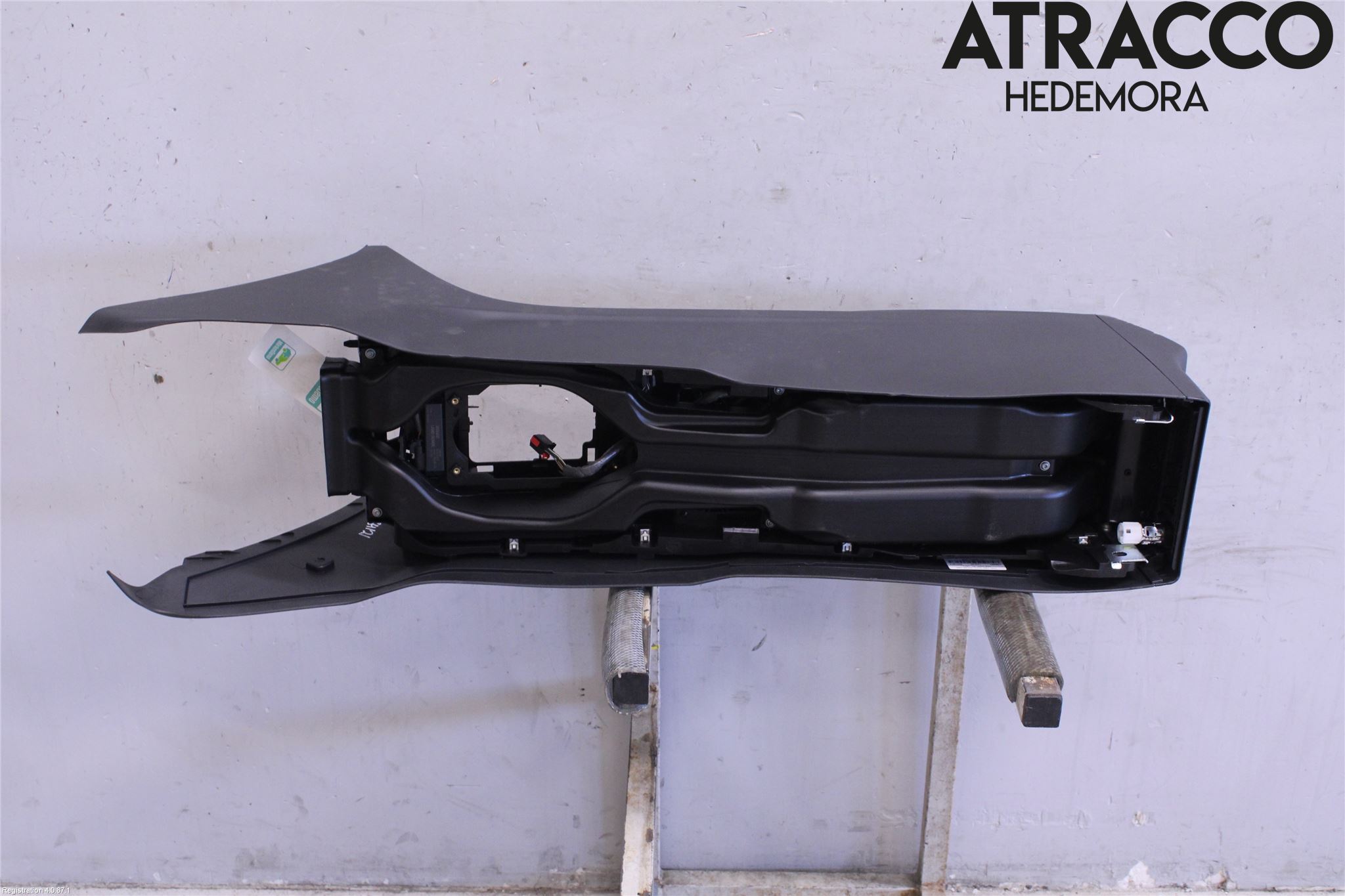 Jaguar XE (X760) 15-24 Innr Konsoll-Lomme