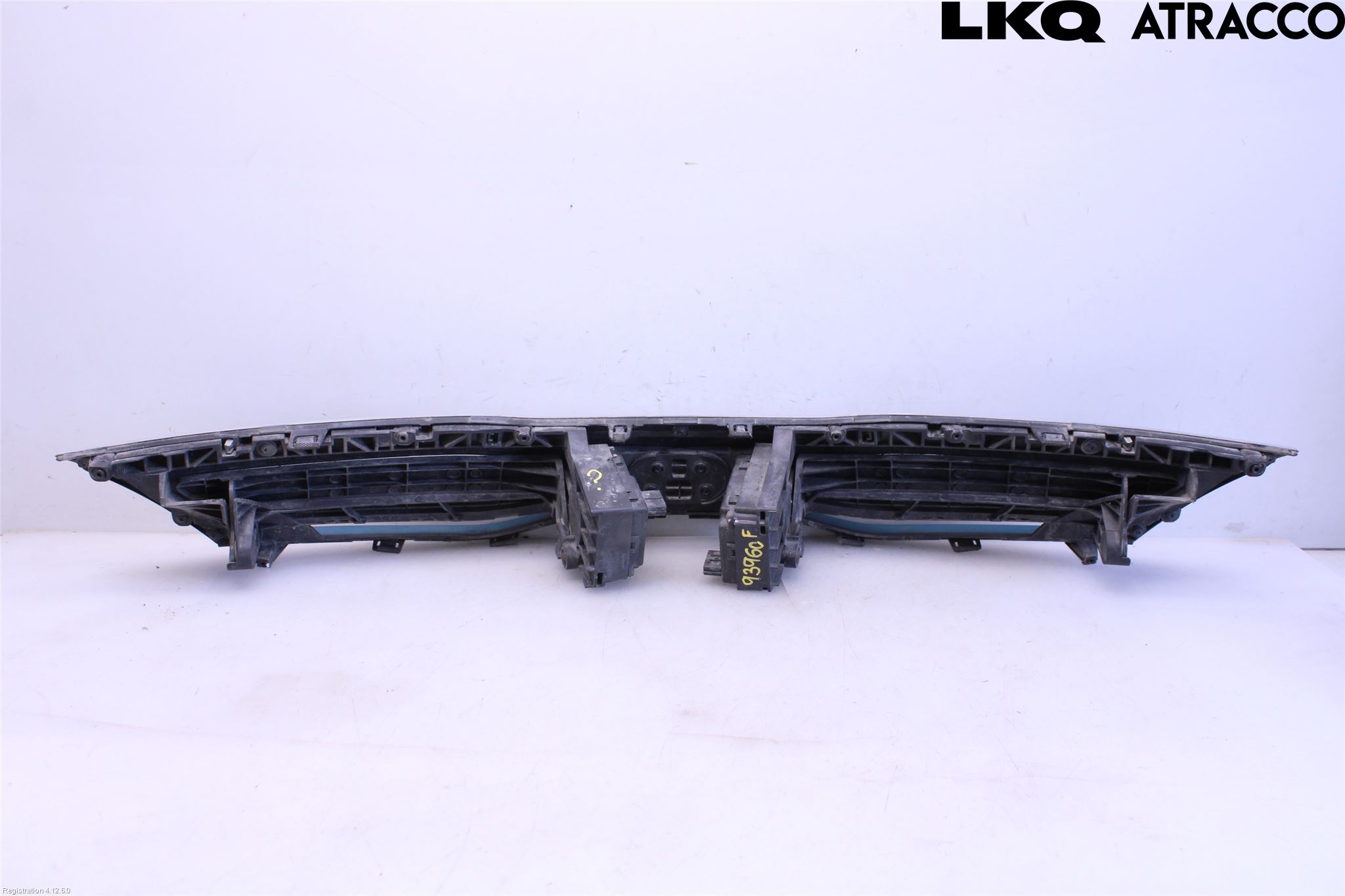 Kia OPTIMA 16-20 Grilldel Midt