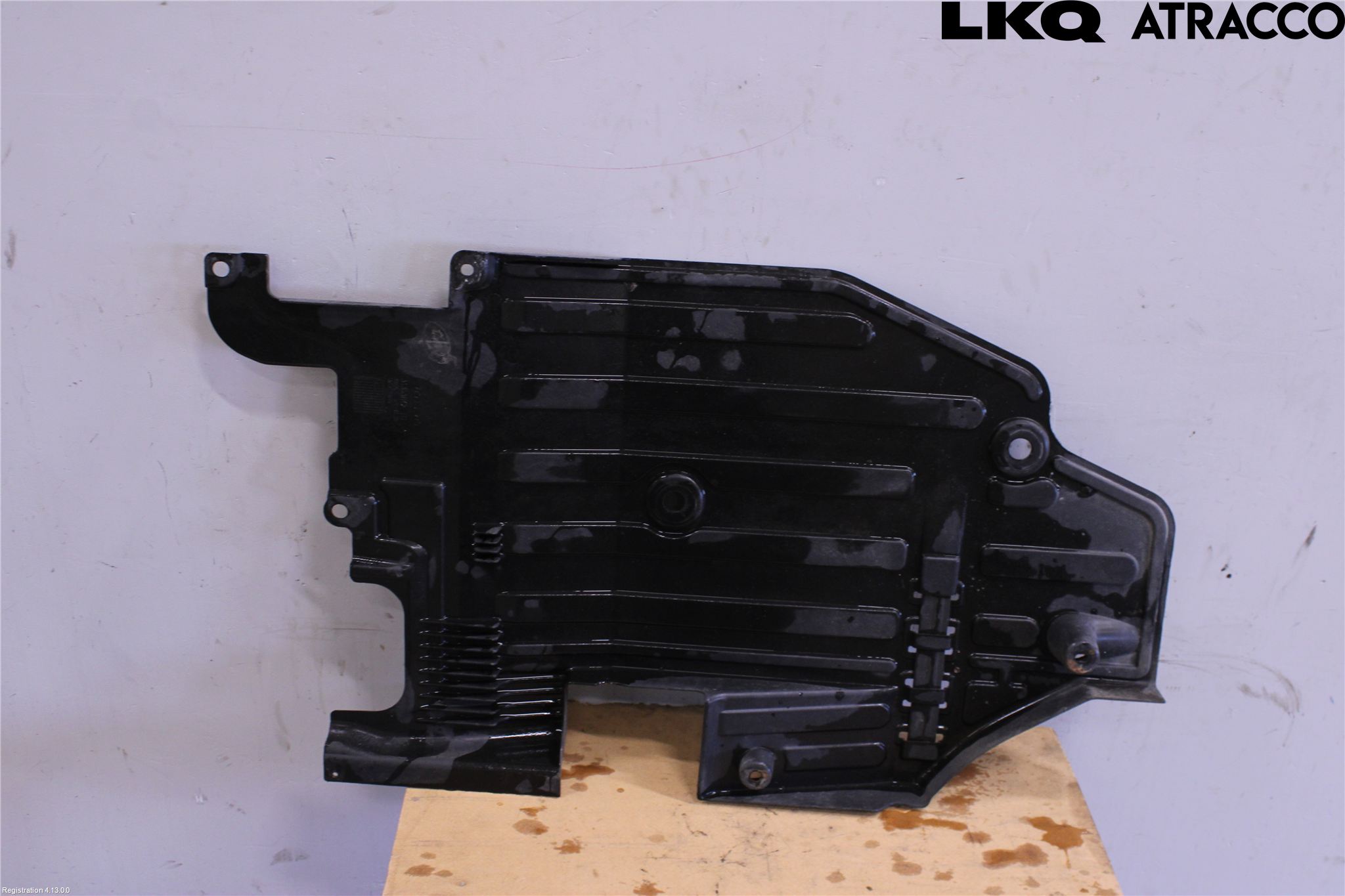 Volvo XC90/RECHARGE 16- Bunnplate U Motor-Gear-Dørk