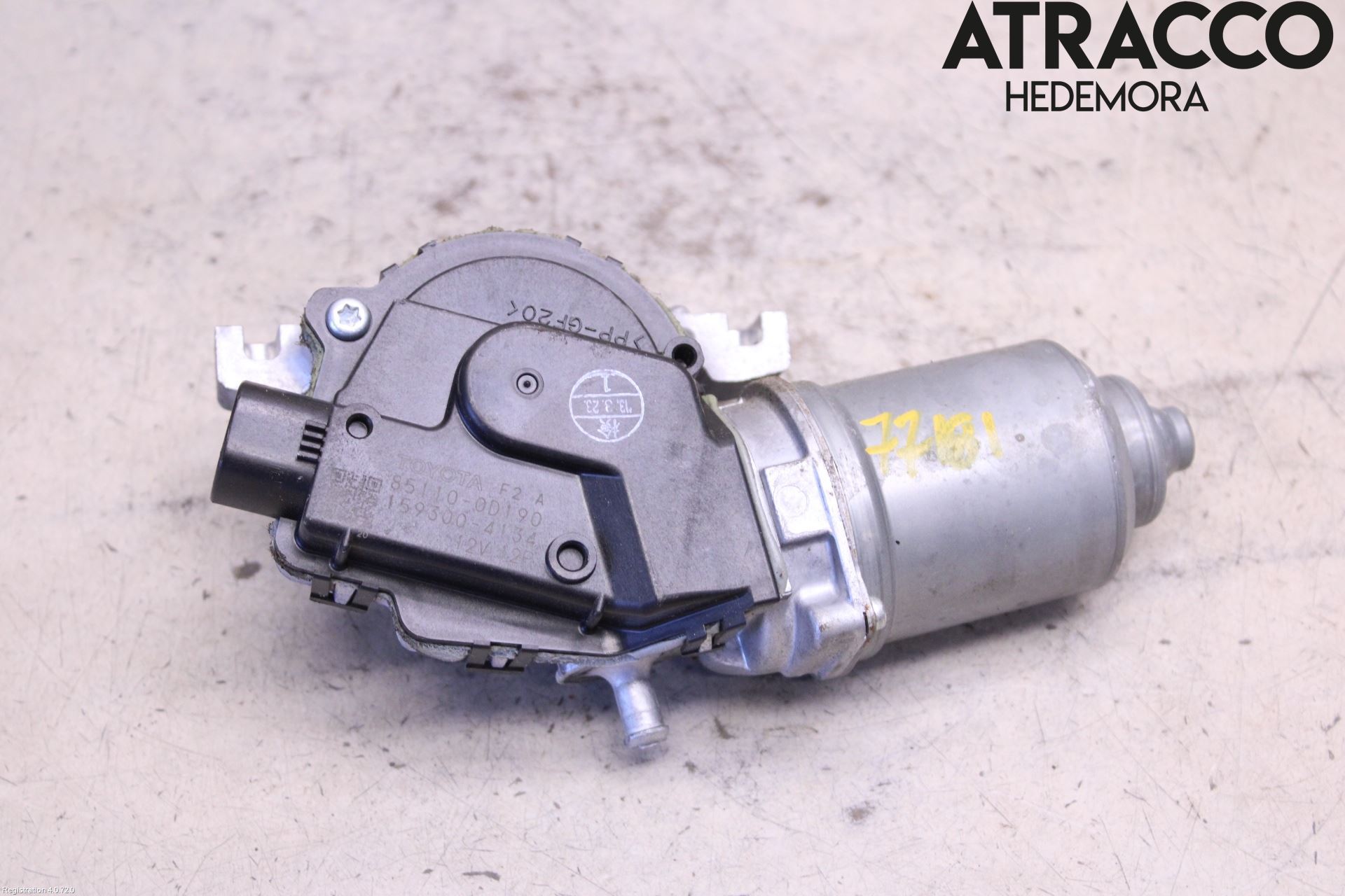 Toyota YARIS XP130 12-14 Viskermotor Frontrute