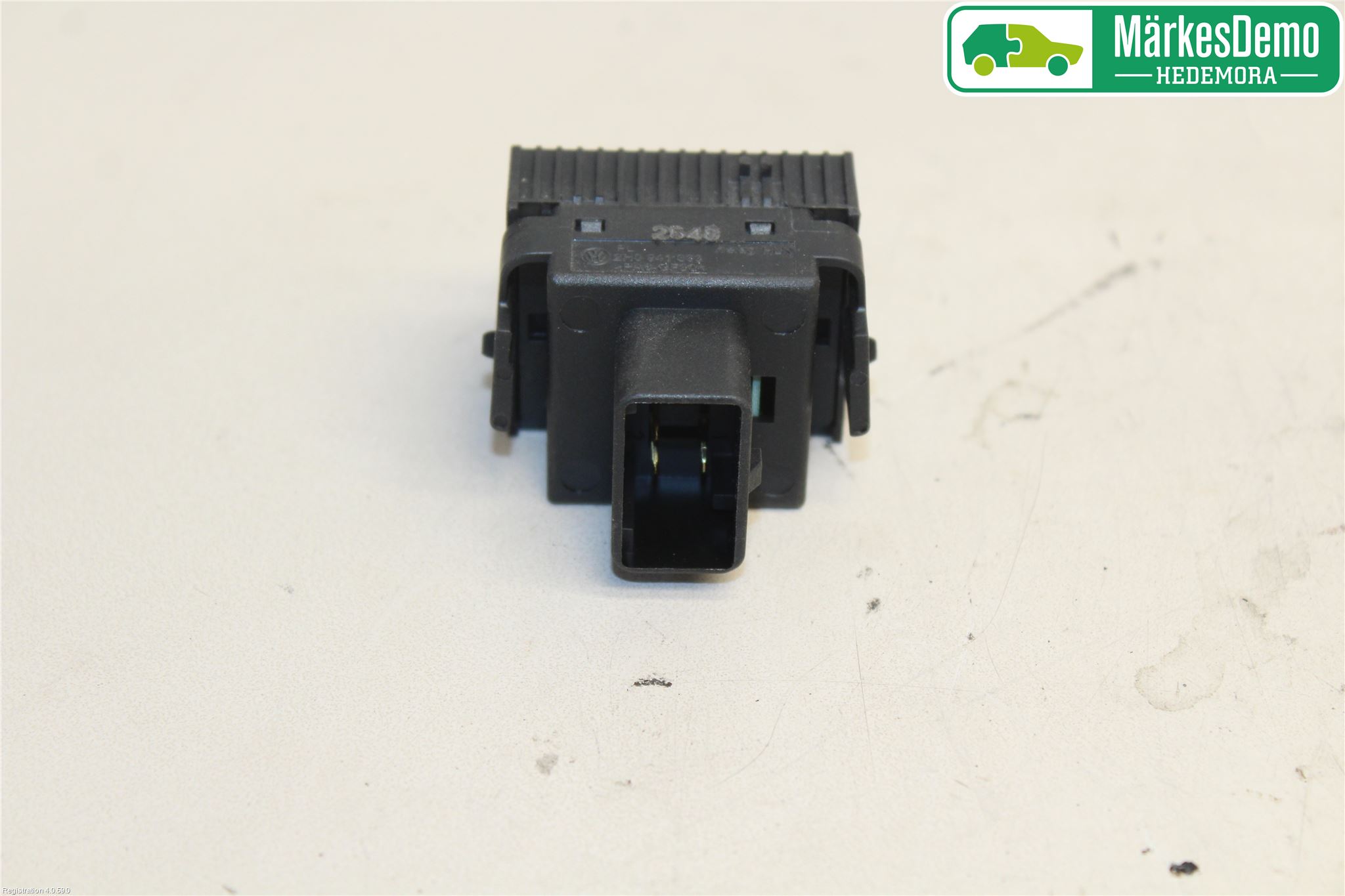 Volkswagen VW AMAROK 2H 10-22 Bryter Hovedlys