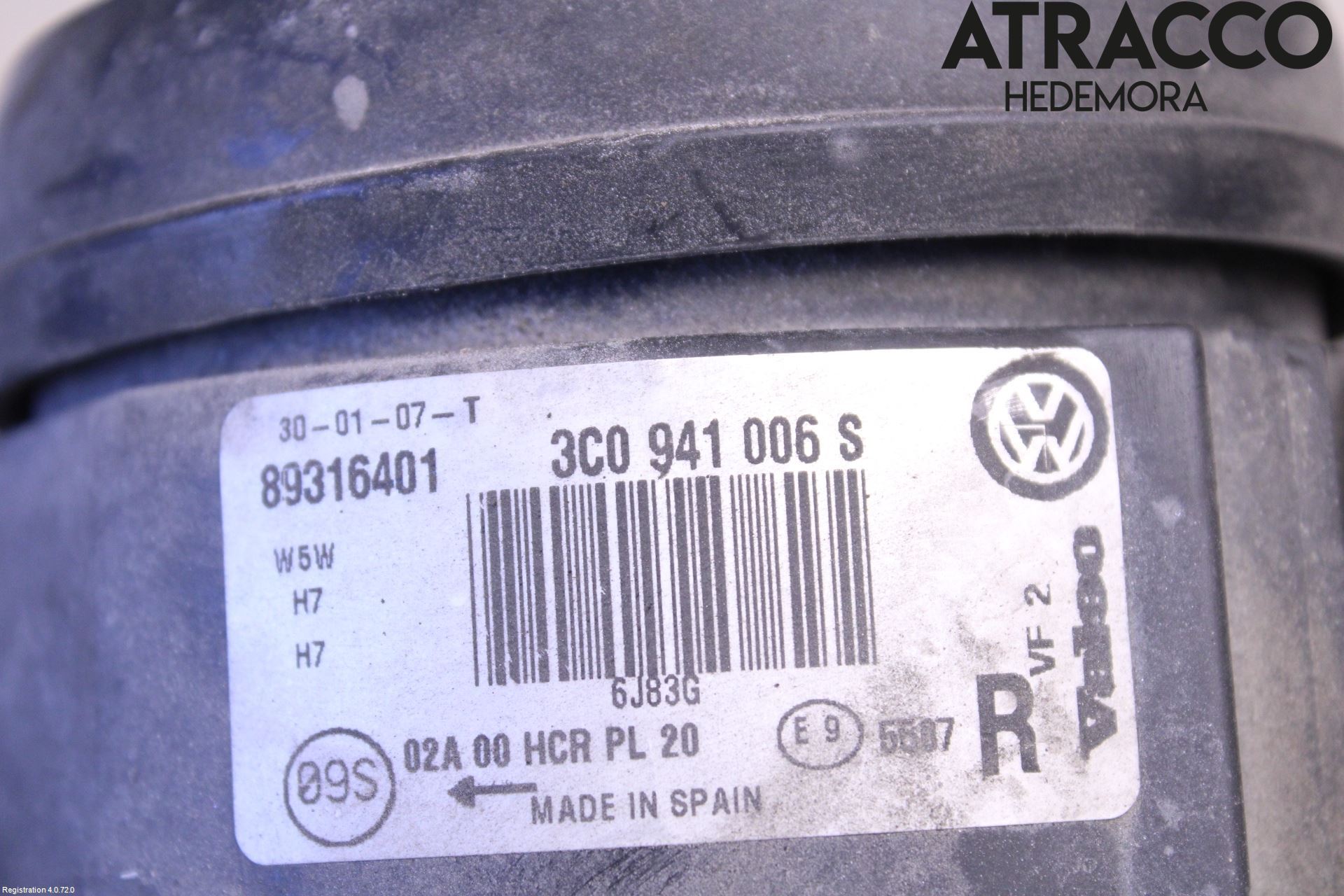 Volkswagen VW PASSAT 05-11 Frontlykt Høyre