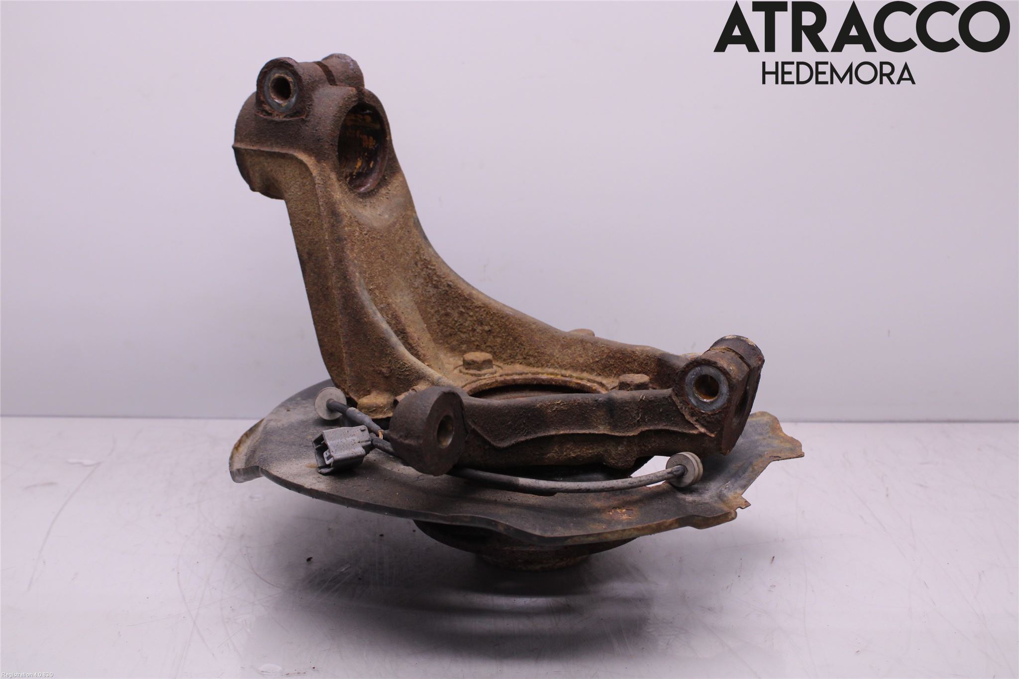 Nissan QASHQAI 14-17 Spindel Vf