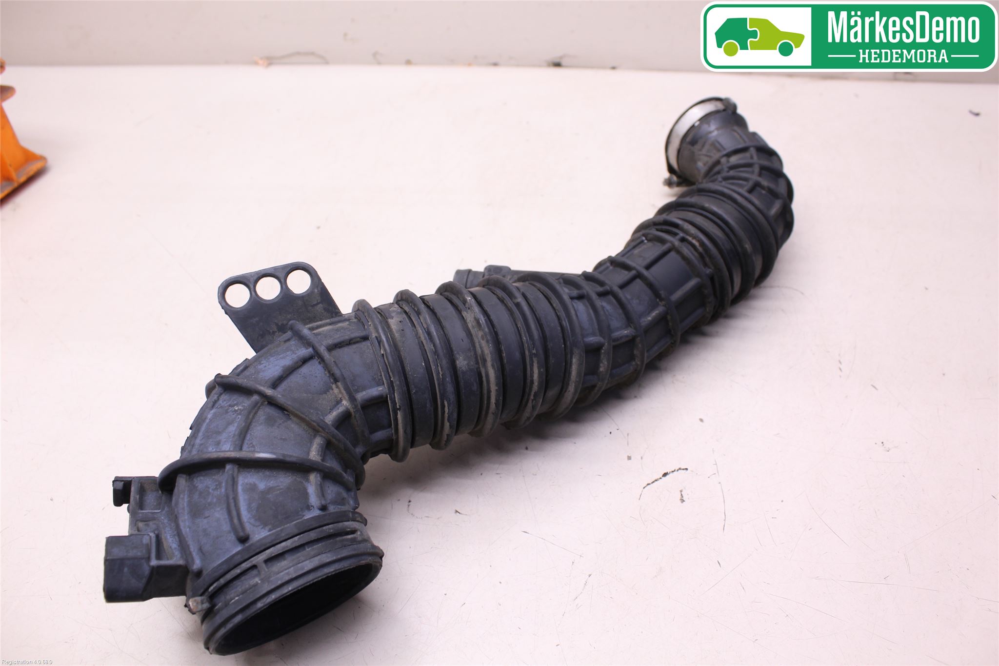 Volkswagen VW TRANSP/CARAVELLE (T5) 04-15 Intercooler Rør-Slange