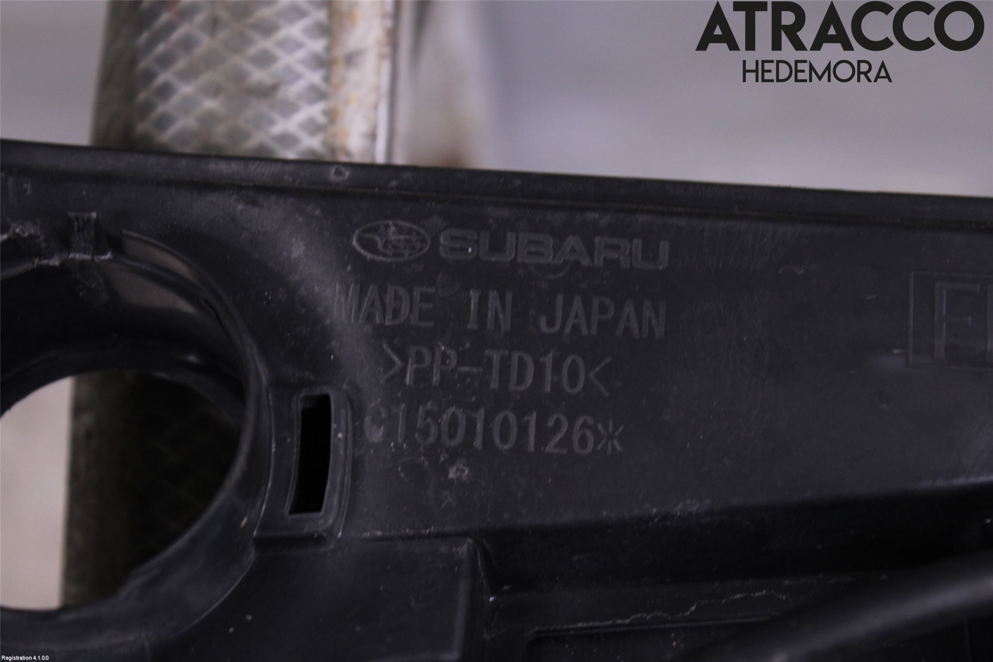 Subaru IMPREZA V 18- Visker Deksel-Grill-Under Frr