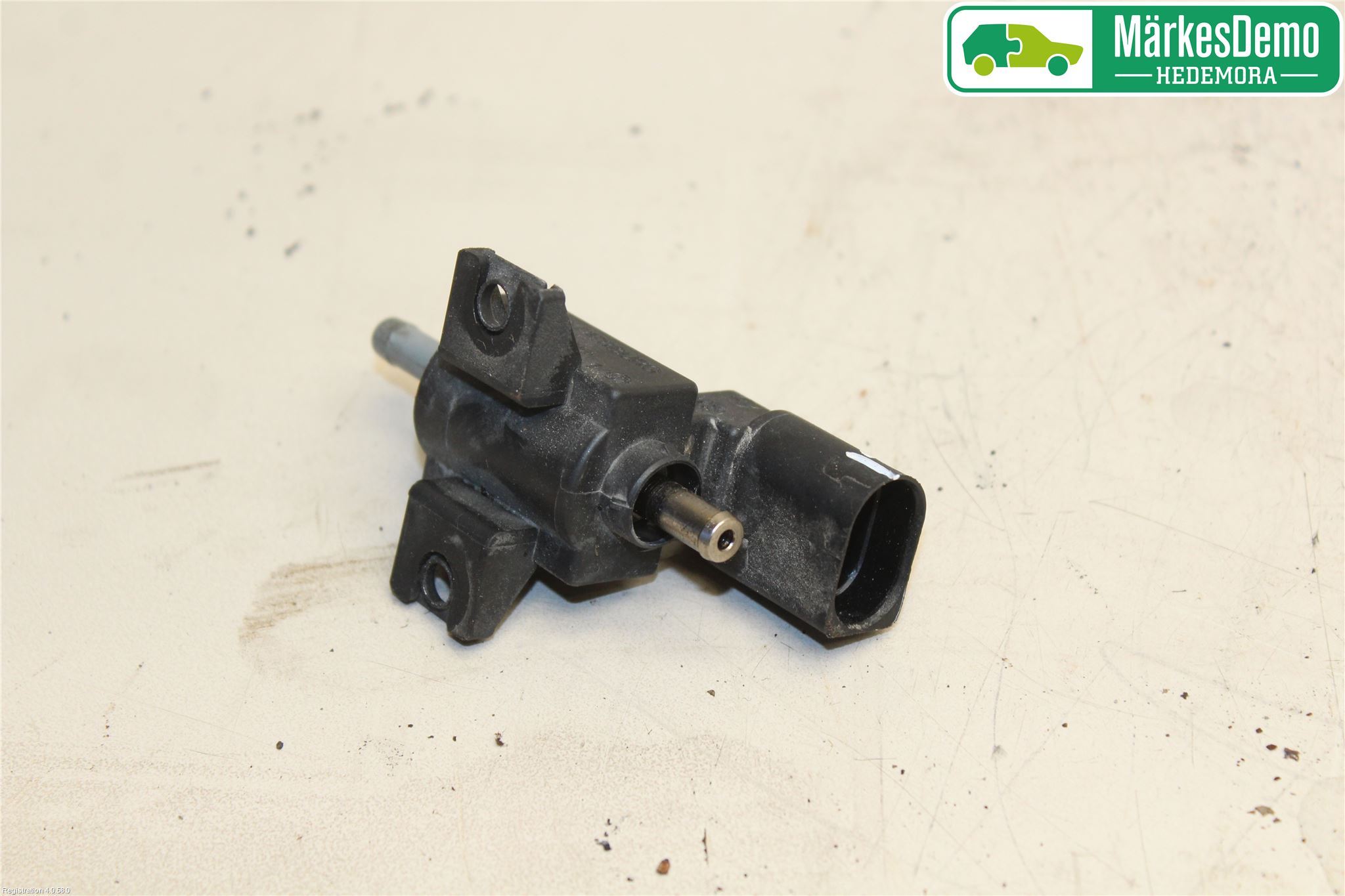 Volkswagen VW GOLF VI 09-13 Vacuumventil