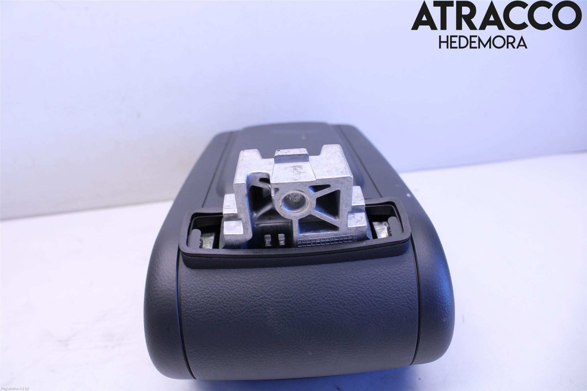 Audi A6/S6     05-11 Innr Armlene