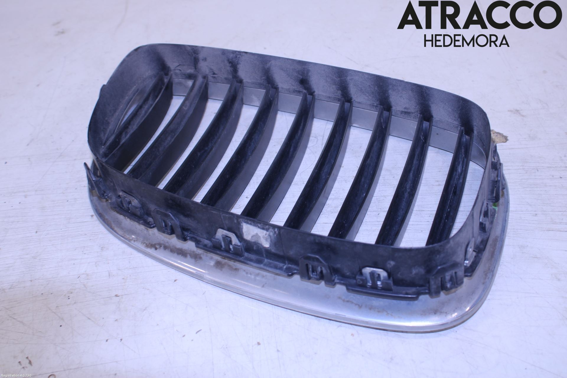 BMW 5 F10/F11/F18 09-17 Grilldel Venstre